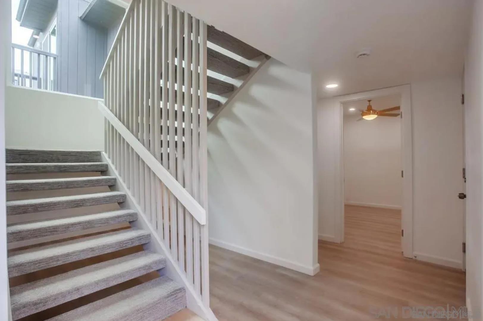 Detail Gallery Image 10 of 16 For 743  Bonair Way, Apt B, La Jolla,  CA 92037 - 3 Beds | 2 Baths