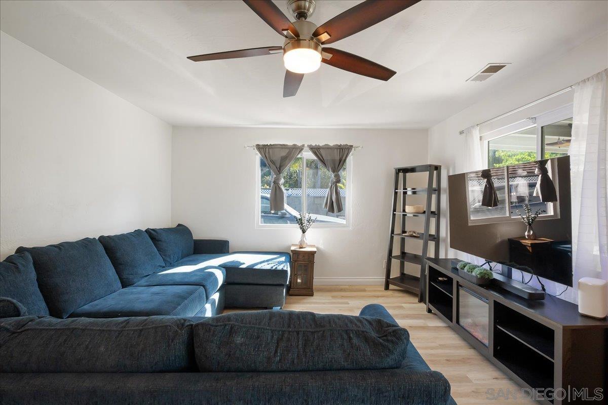 Detail Gallery Image 15 of 26 For 2861  Turnbull Street, Oceanside,  CA 92054 - 4 Beds | 2 Baths