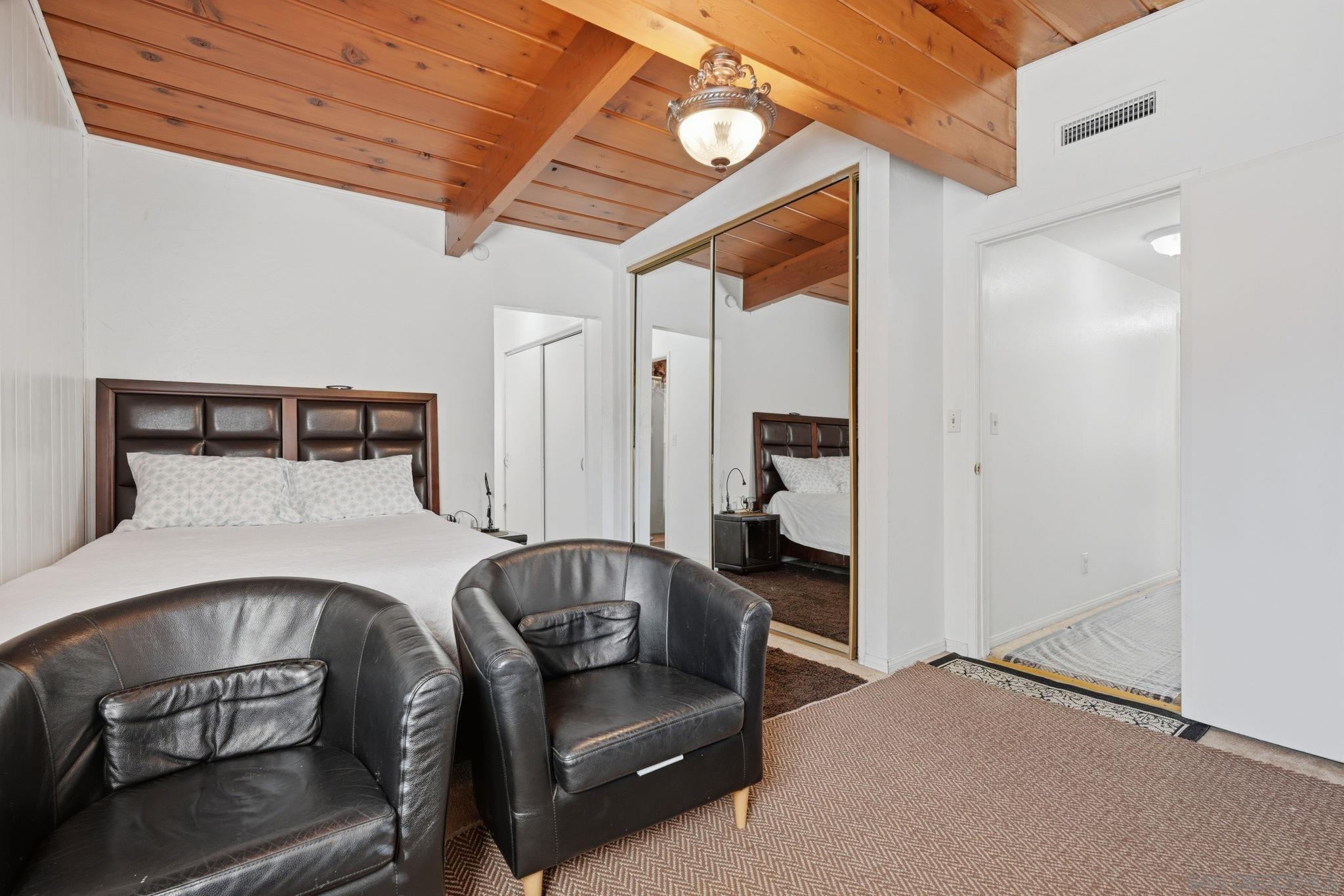 Detail Gallery Image 28 of 52 For 1521  Foothill Dr, Vista,  CA 92084 - 5 Beds | 3 Baths