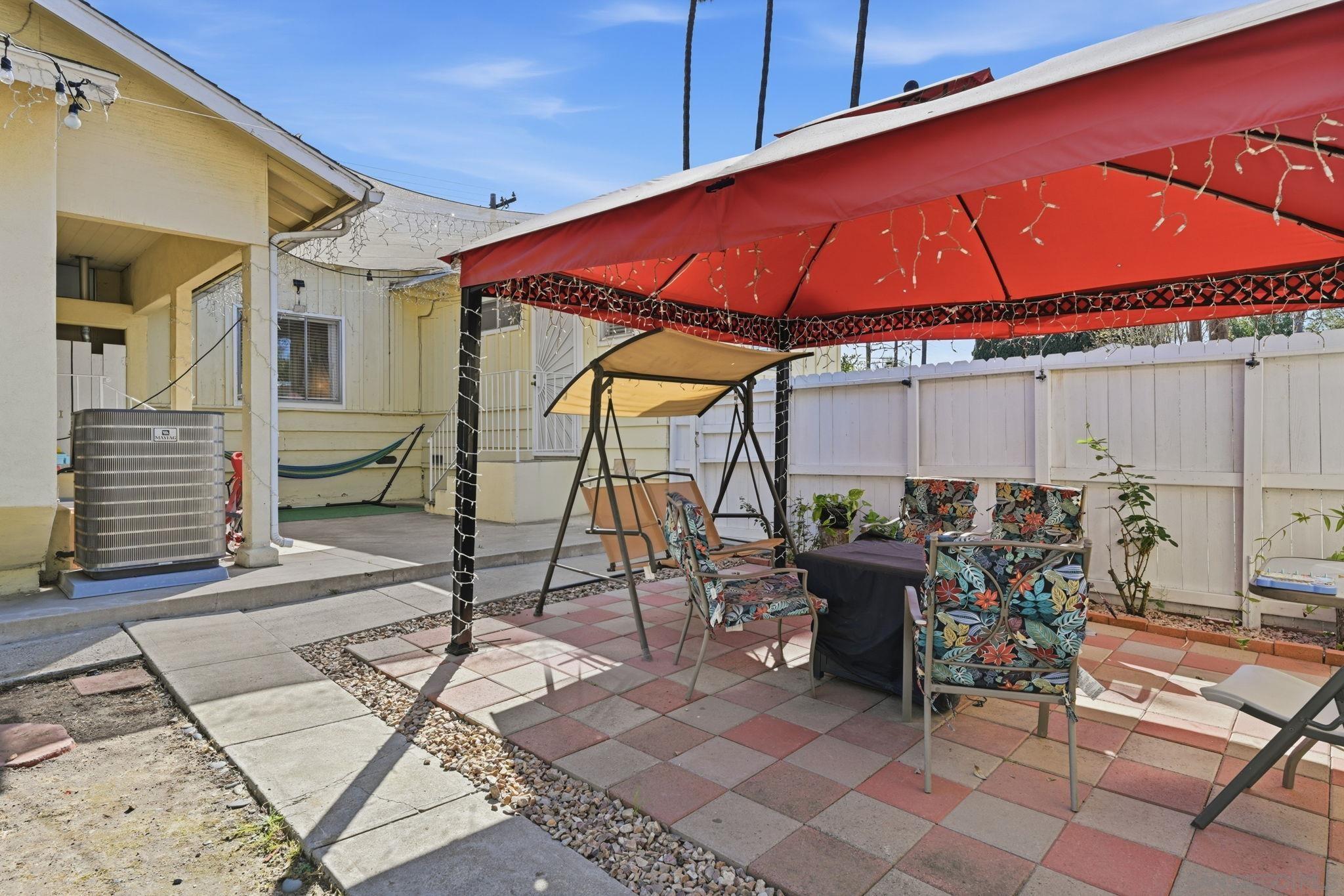 Detail Gallery Image 36 of 52 For 1521  Foothill Dr, Vista,  CA 92084 - 5 Beds | 3 Baths