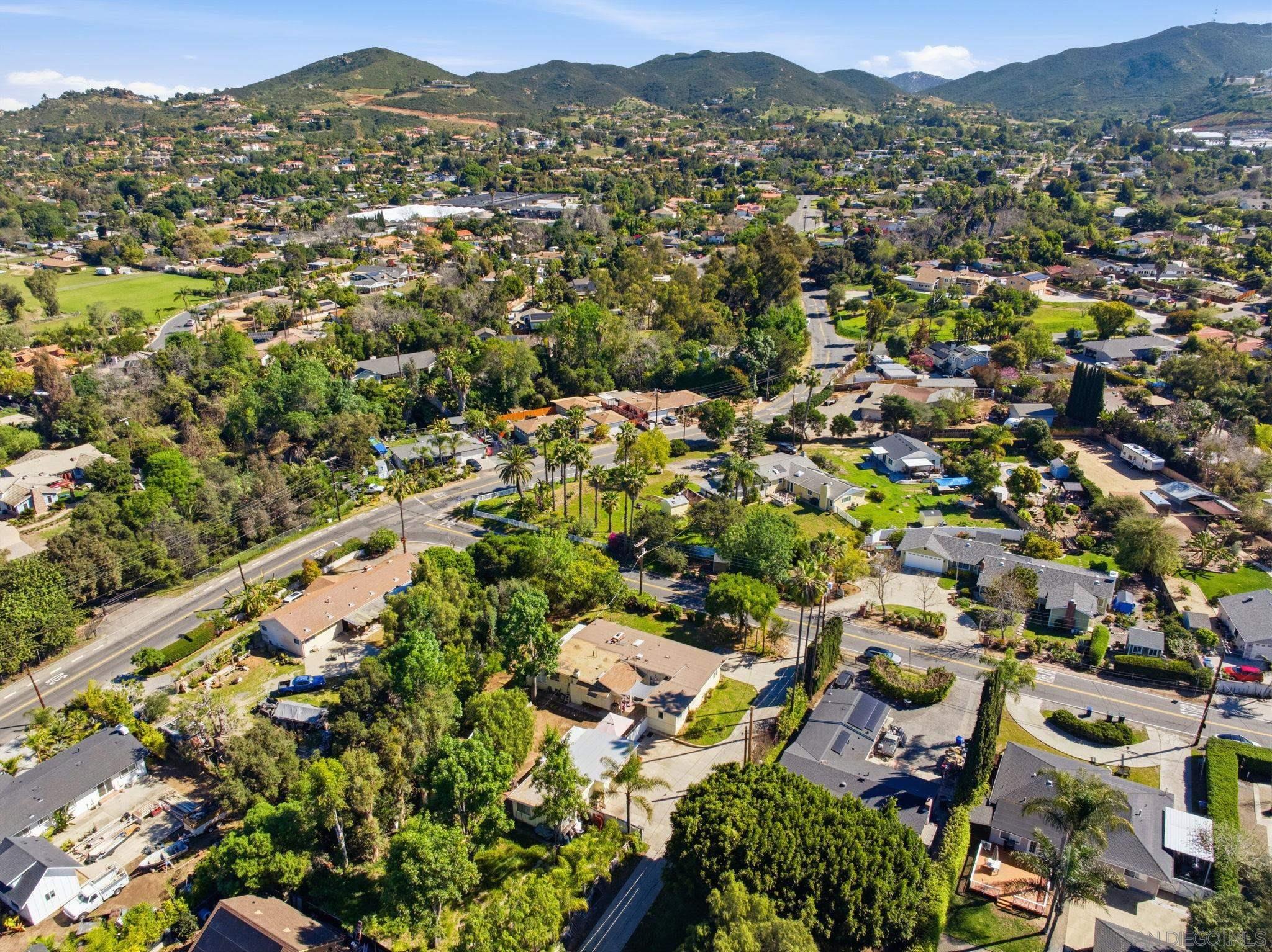 Detail Gallery Image 47 of 52 For 1521  Foothill Dr, Vista,  CA 92084 - 5 Beds | 3 Baths