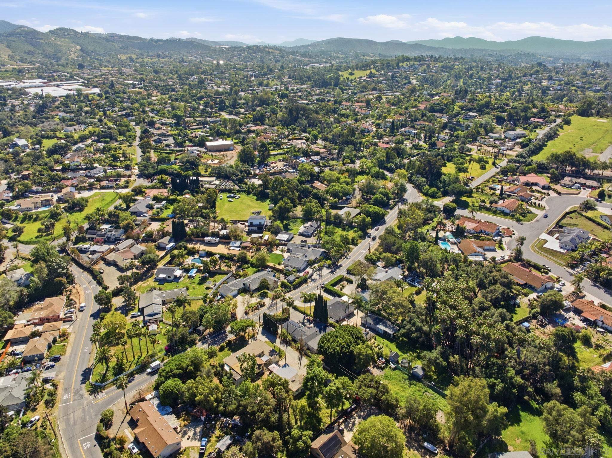 Detail Gallery Image 51 of 52 For 1521  Foothill Dr, Vista,  CA 92084 - 5 Beds | 3 Baths