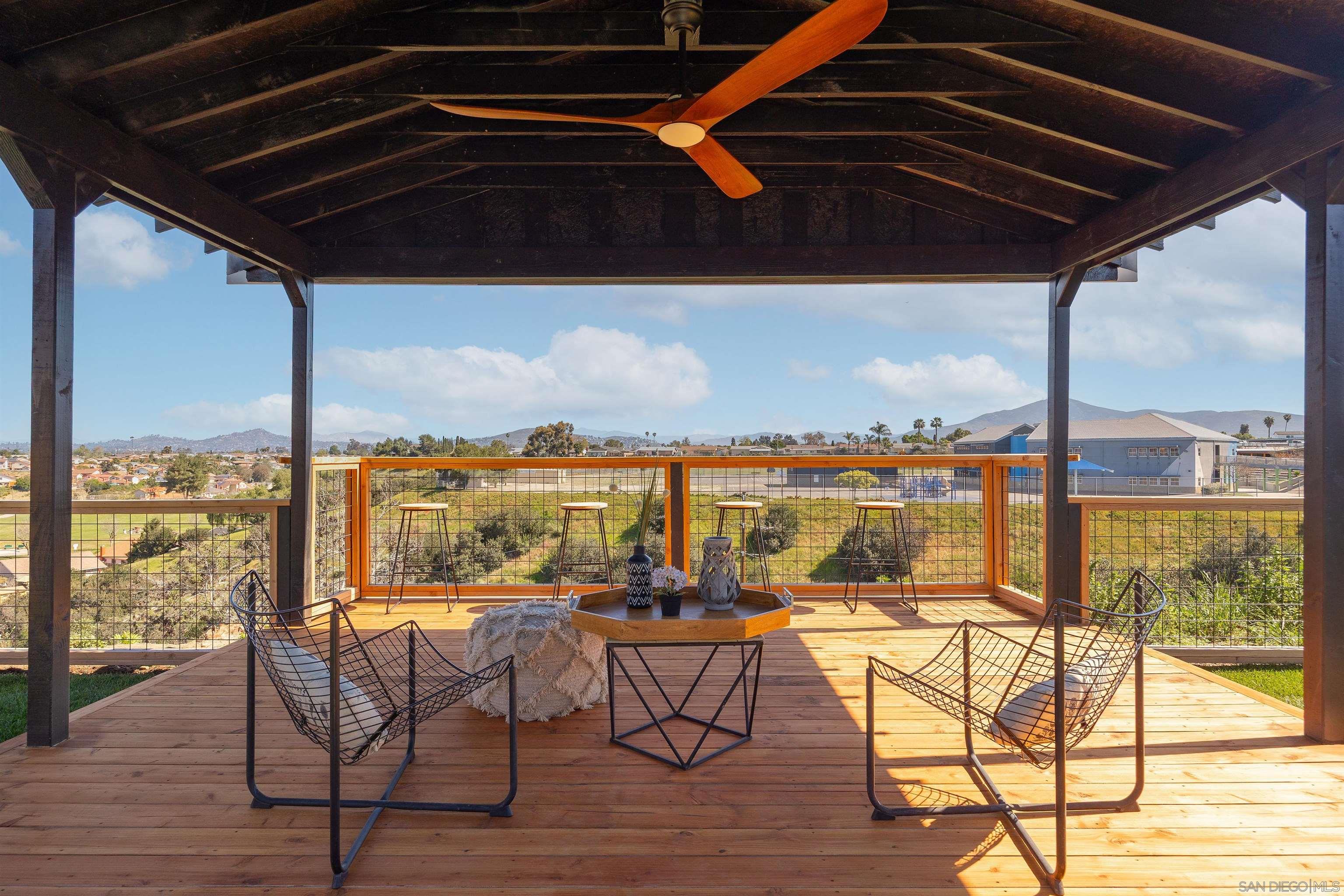 Detail Gallery Image 28 of 42 For 327  Sunswept Street, San Diego,  CA 92114 - 3 Beds | 2 Baths