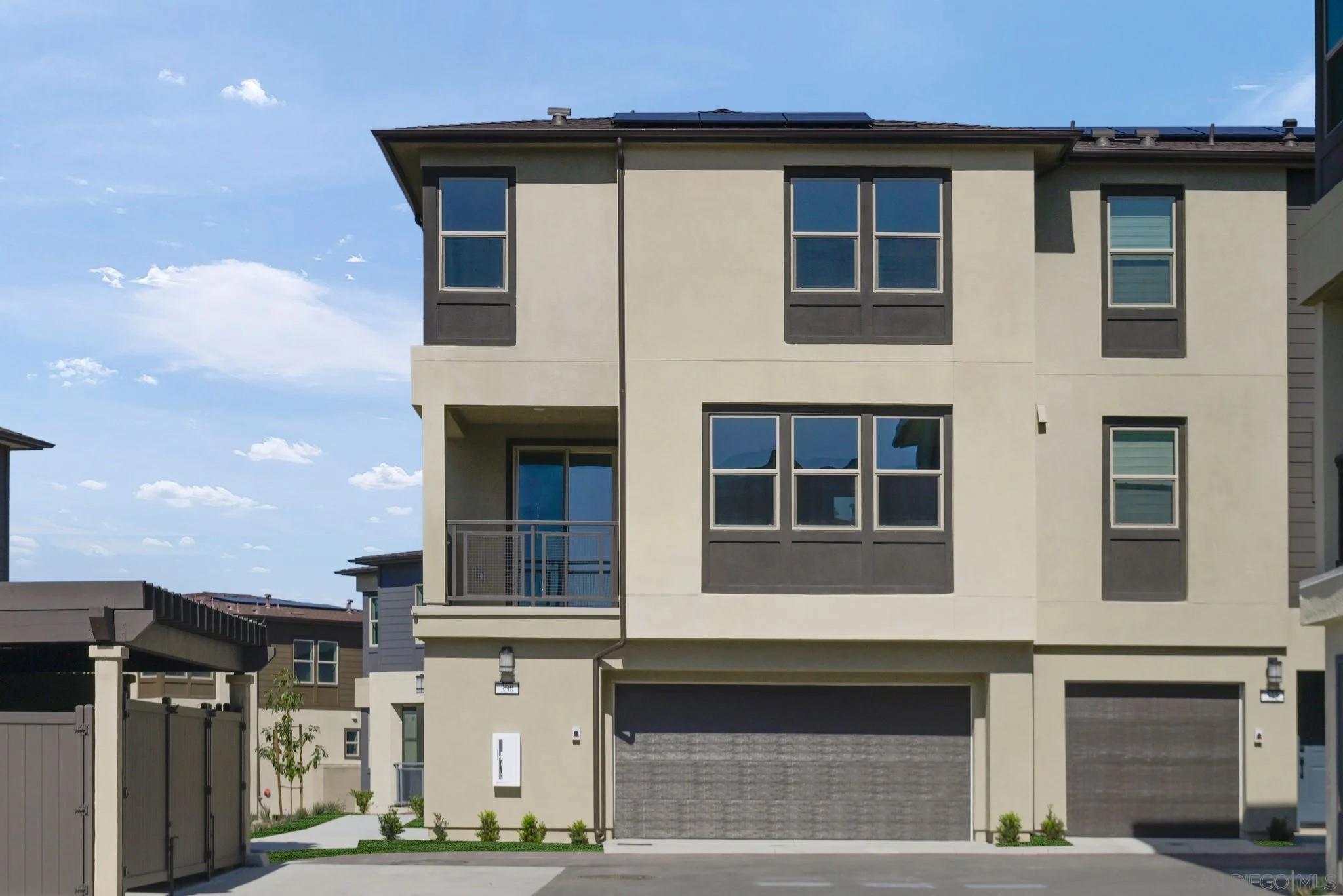 Front Image Thumbnail for SD260005797