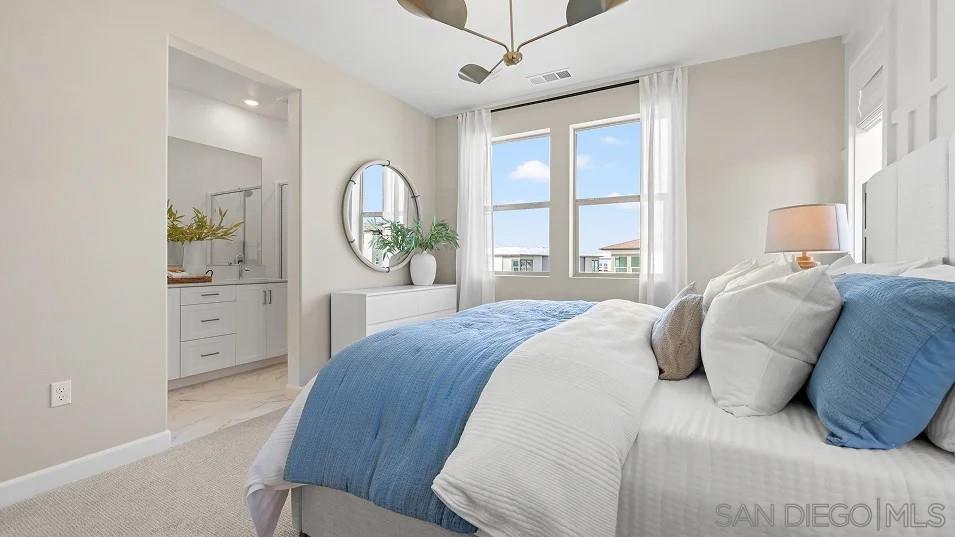 Detail Gallery Image 15 of 19 For 319  Honeysuckle, Oceanside,  CA 92057 - 3 Beds | 2/1 Baths