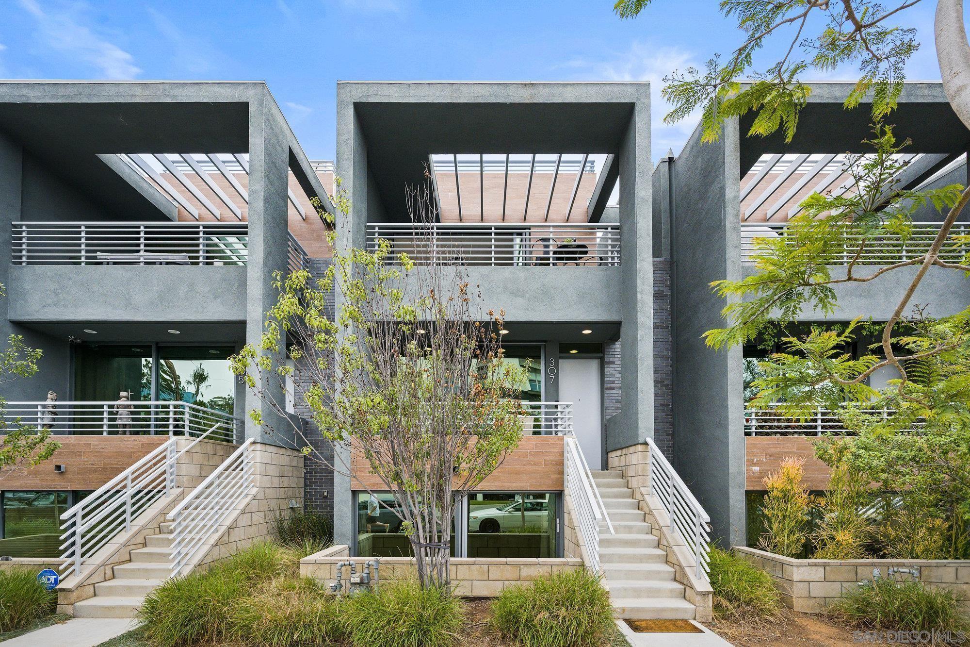 Front Image Thumbnail for SD260005799