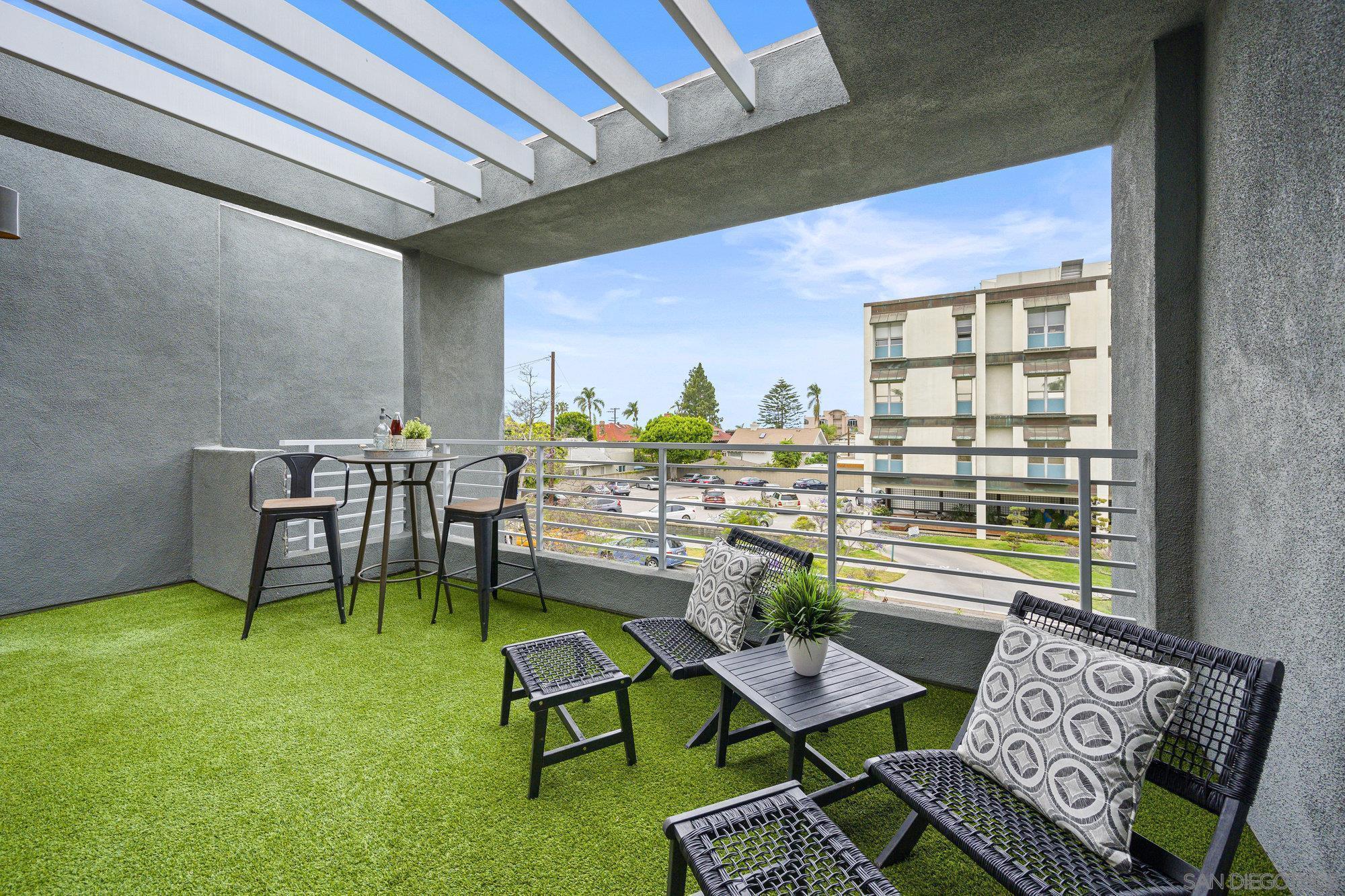 Detail Gallery Image 16 of 27 For 307  Upas St, San Diego,  CA 92103 - 2 Beds | 2/1 Baths