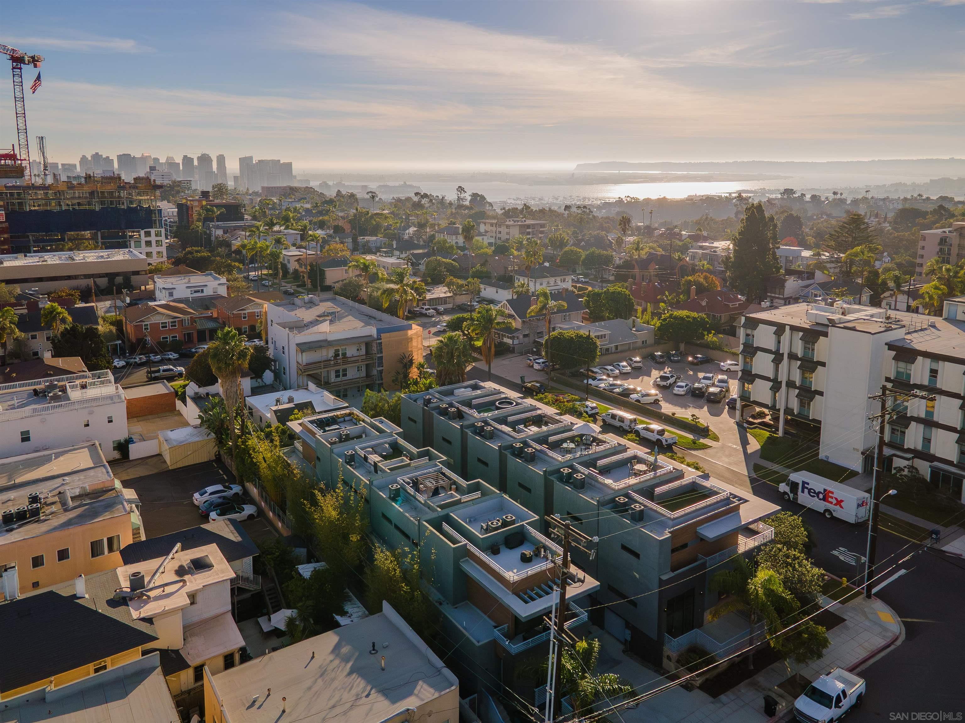 Detail Gallery Image 19 of 27 For 307  Upas St, San Diego,  CA 92103 - 2 Beds | 2/1 Baths