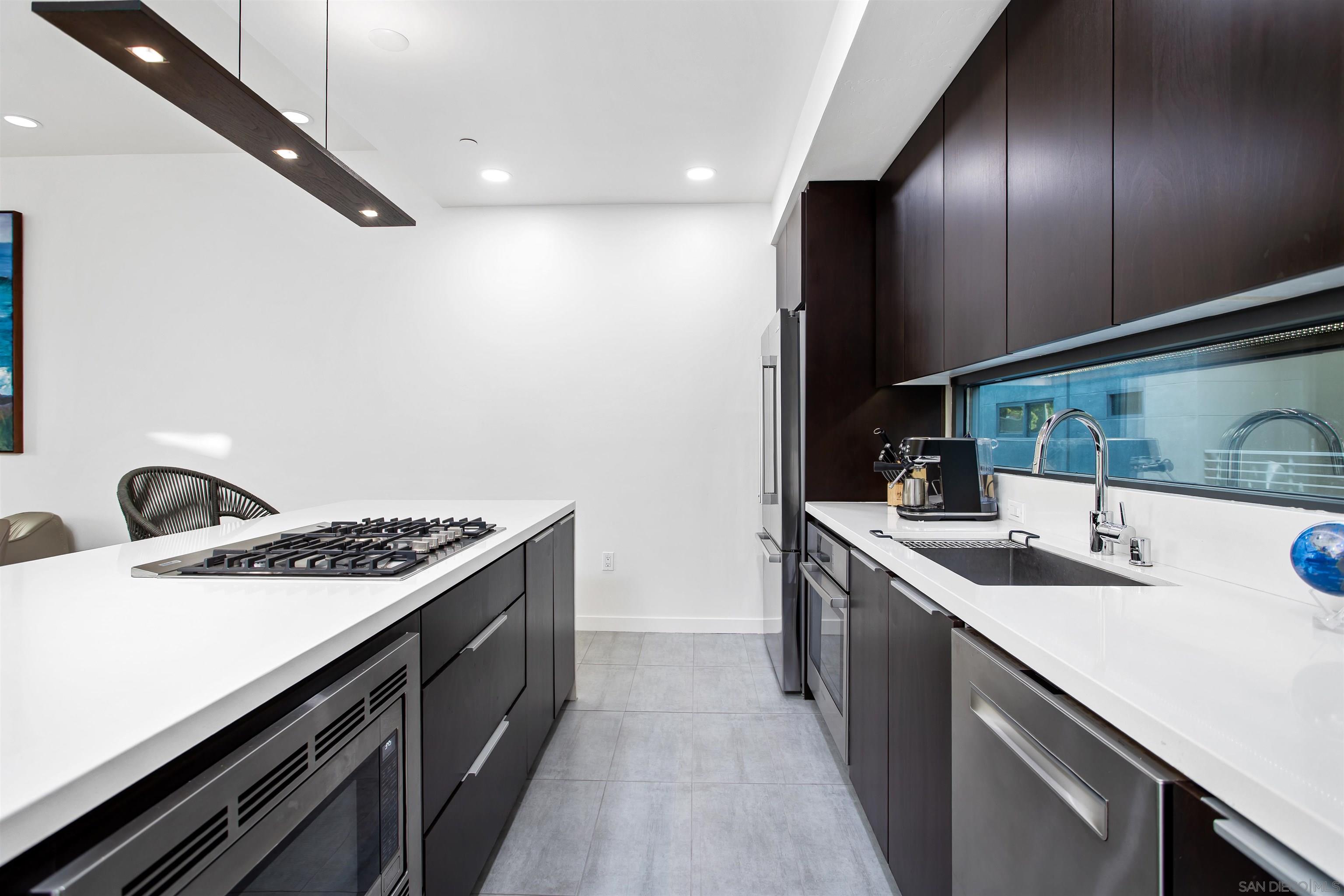 Detail Gallery Image 6 of 27 For 307  Upas St, San Diego,  CA 92103 - 2 Beds | 2/1 Baths