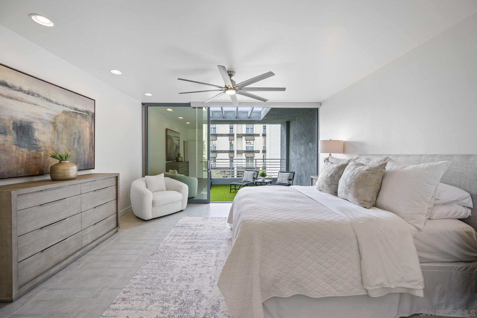 Detail Gallery Image 8 of 27 For 307  Upas St, San Diego,  CA 92103 - 2 Beds | 2/1 Baths