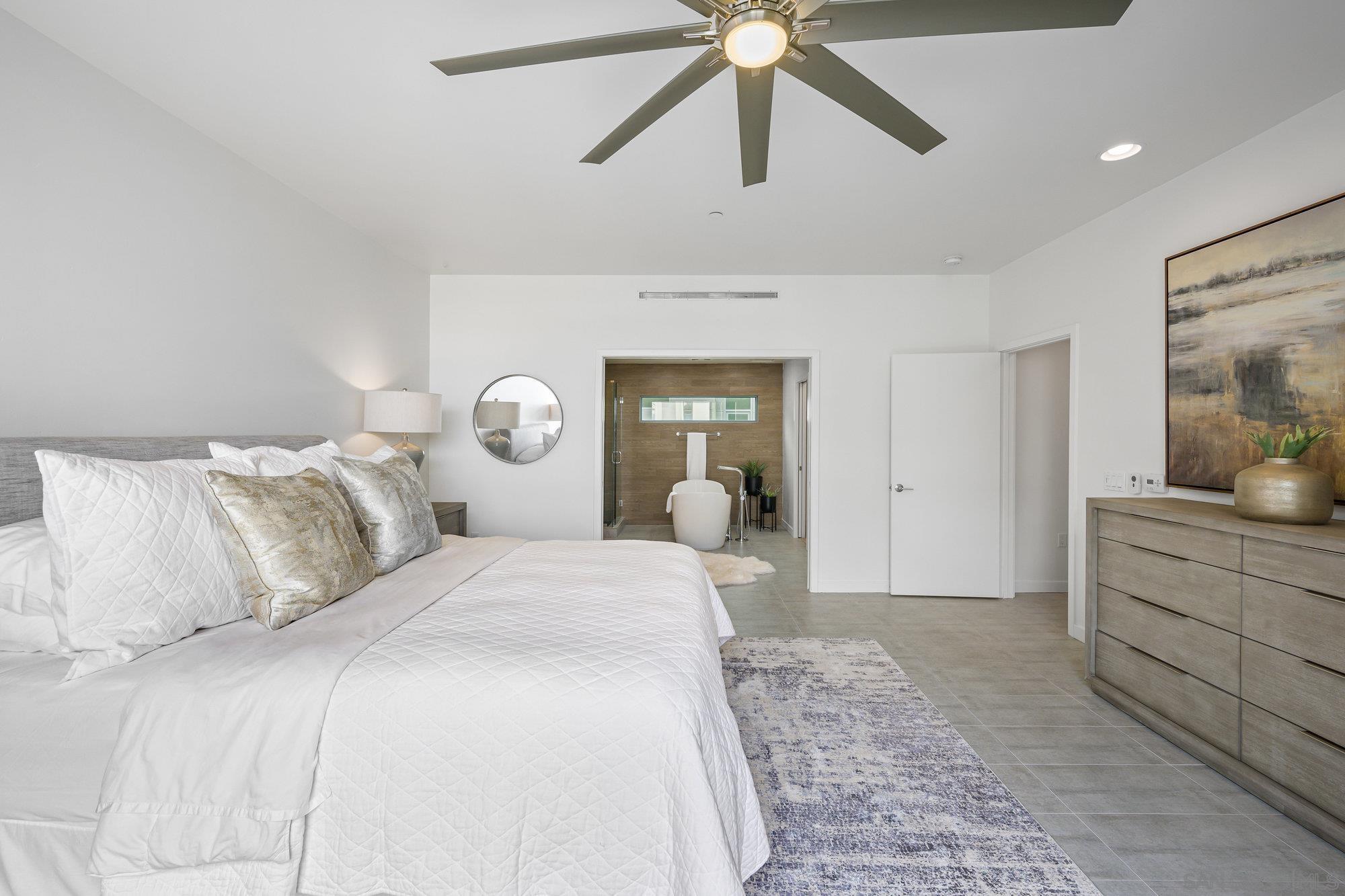 Detail Gallery Image 10 of 27 For 307  Upas St, San Diego,  CA 92103 - 2 Beds | 2/1 Baths