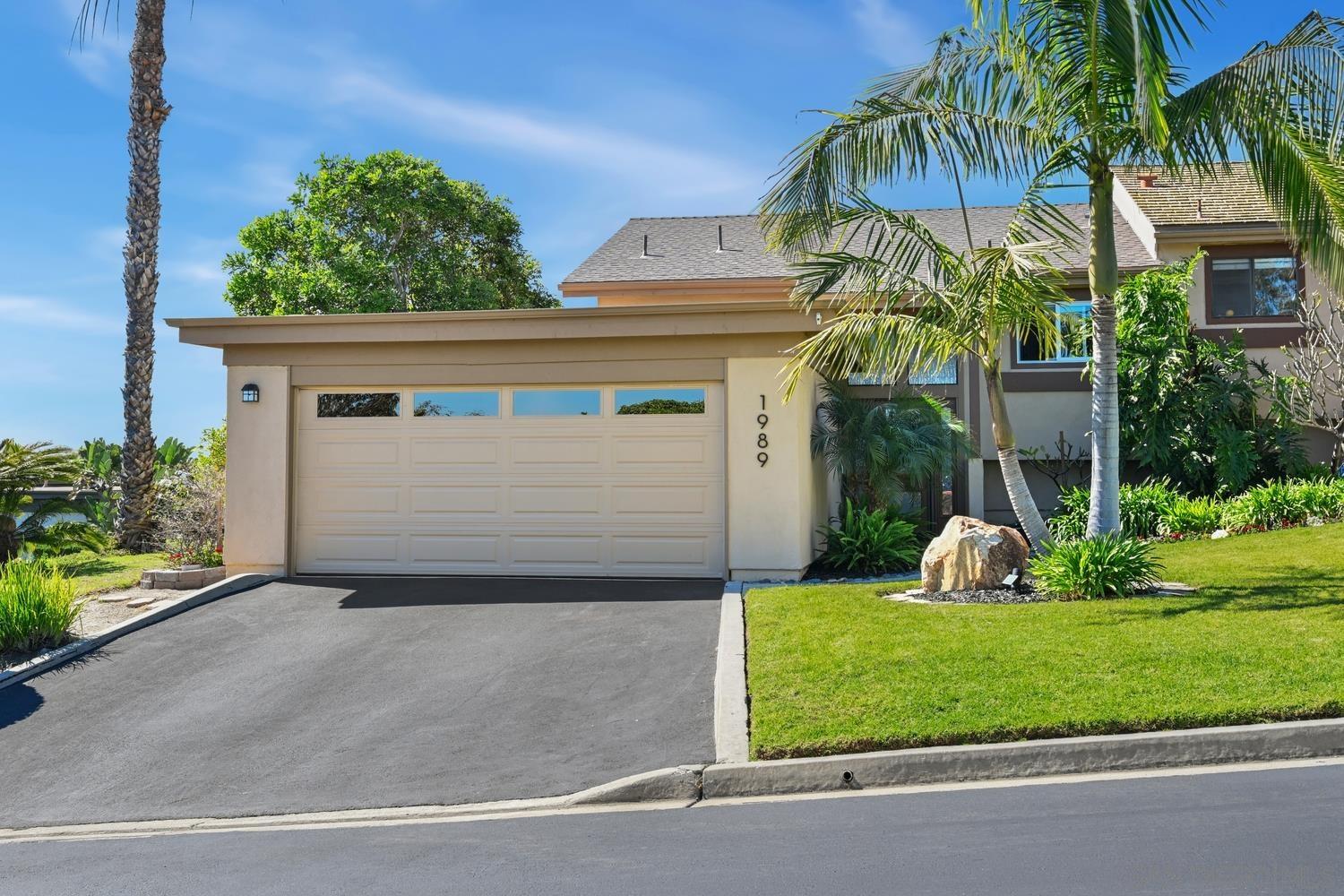 Detail Gallery Image 2 of 36 For 1989  Seawind Way, Oceanside,  CA 92054 - 3 Beds | 2/1 Baths