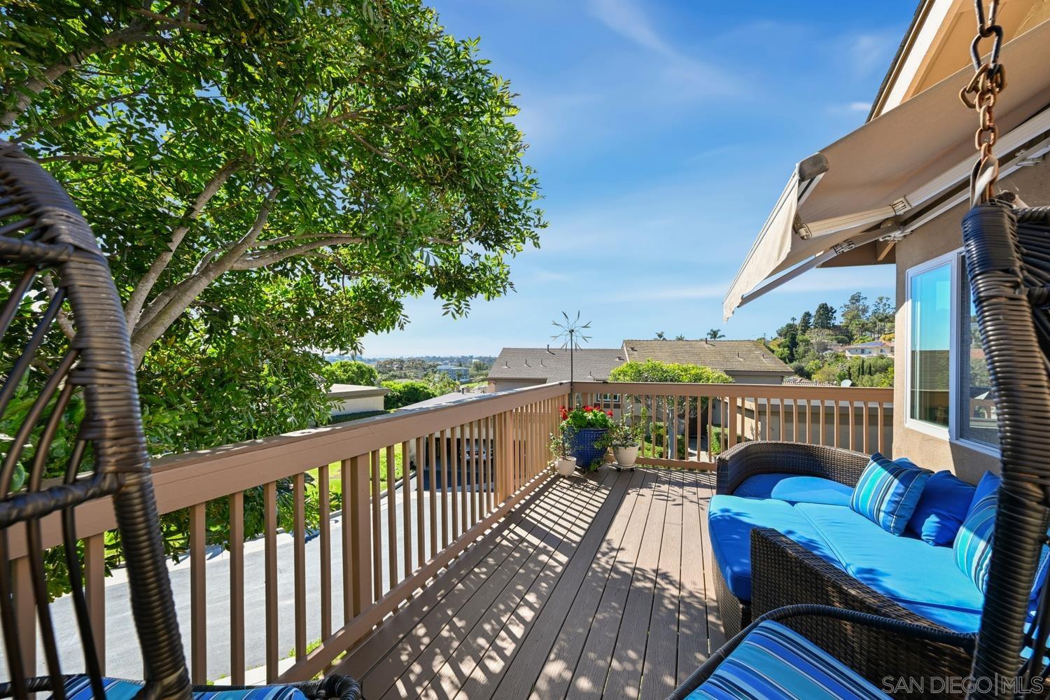 Detail Gallery Image 11 of 36 For 1989  Seawind Way, Oceanside,  CA 92054 - 3 Beds | 2/1 Baths