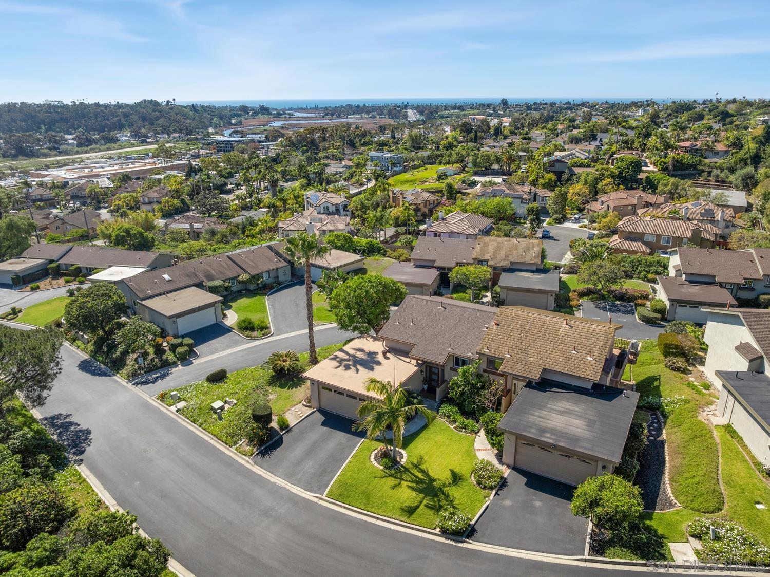 Detail Gallery Image 31 of 36 For 1989  Seawind Way, Oceanside,  CA 92054 - 3 Beds | 2/1 Baths