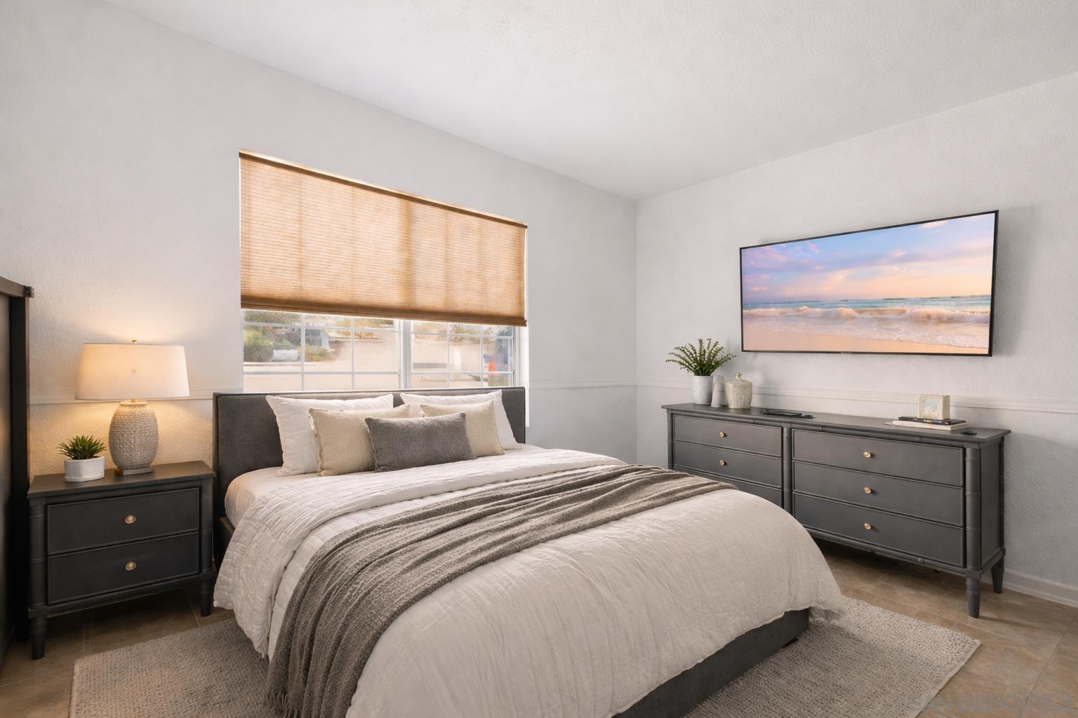 Detail Gallery Image 20 of 38 For 4290  via Clemente, Oceanside,  CA 92057 - 3 Beds | 2 Baths