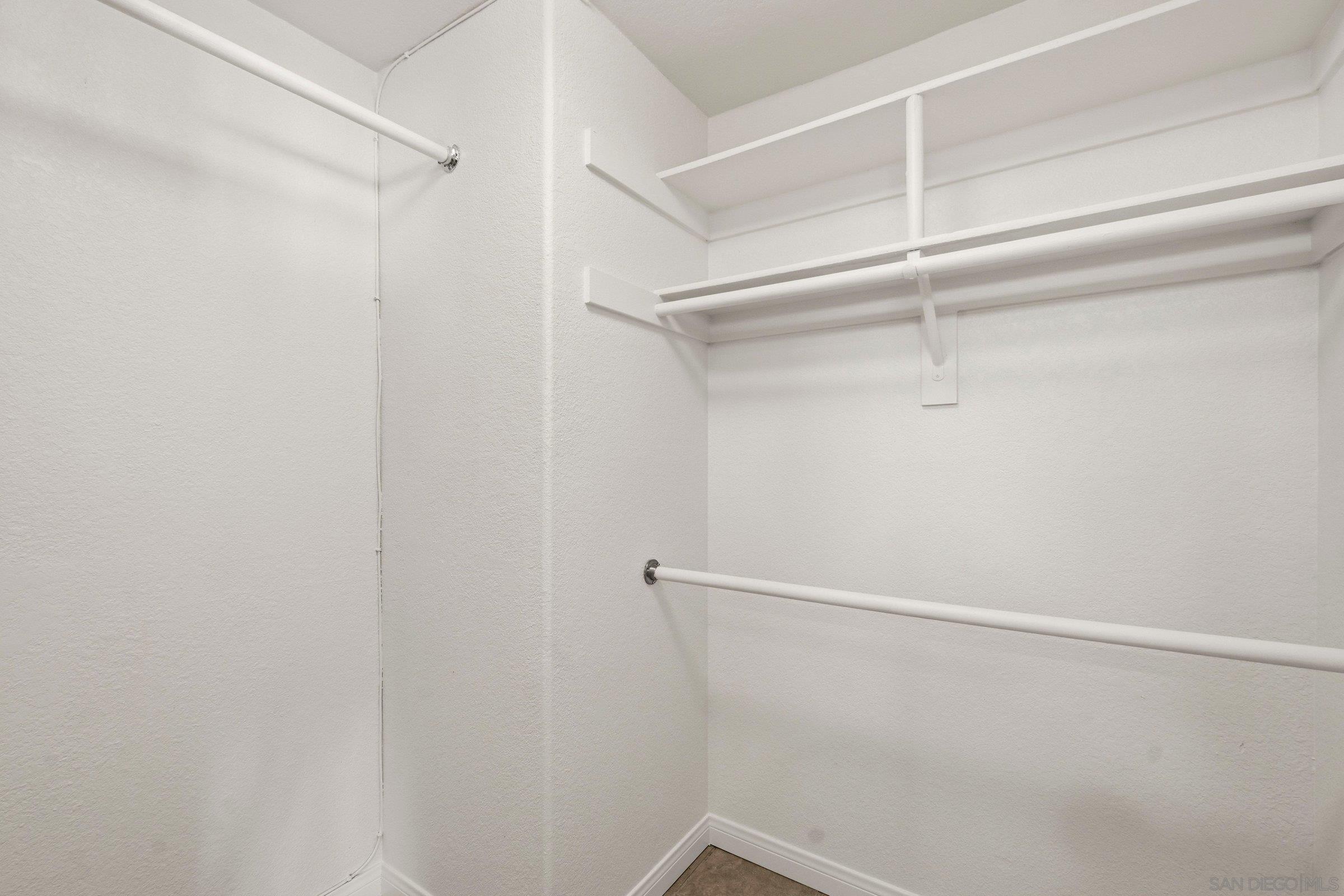 Detail Gallery Image 30 of 38 For 4290  via Clemente, Oceanside,  CA 92057 - 3 Beds | 2 Baths