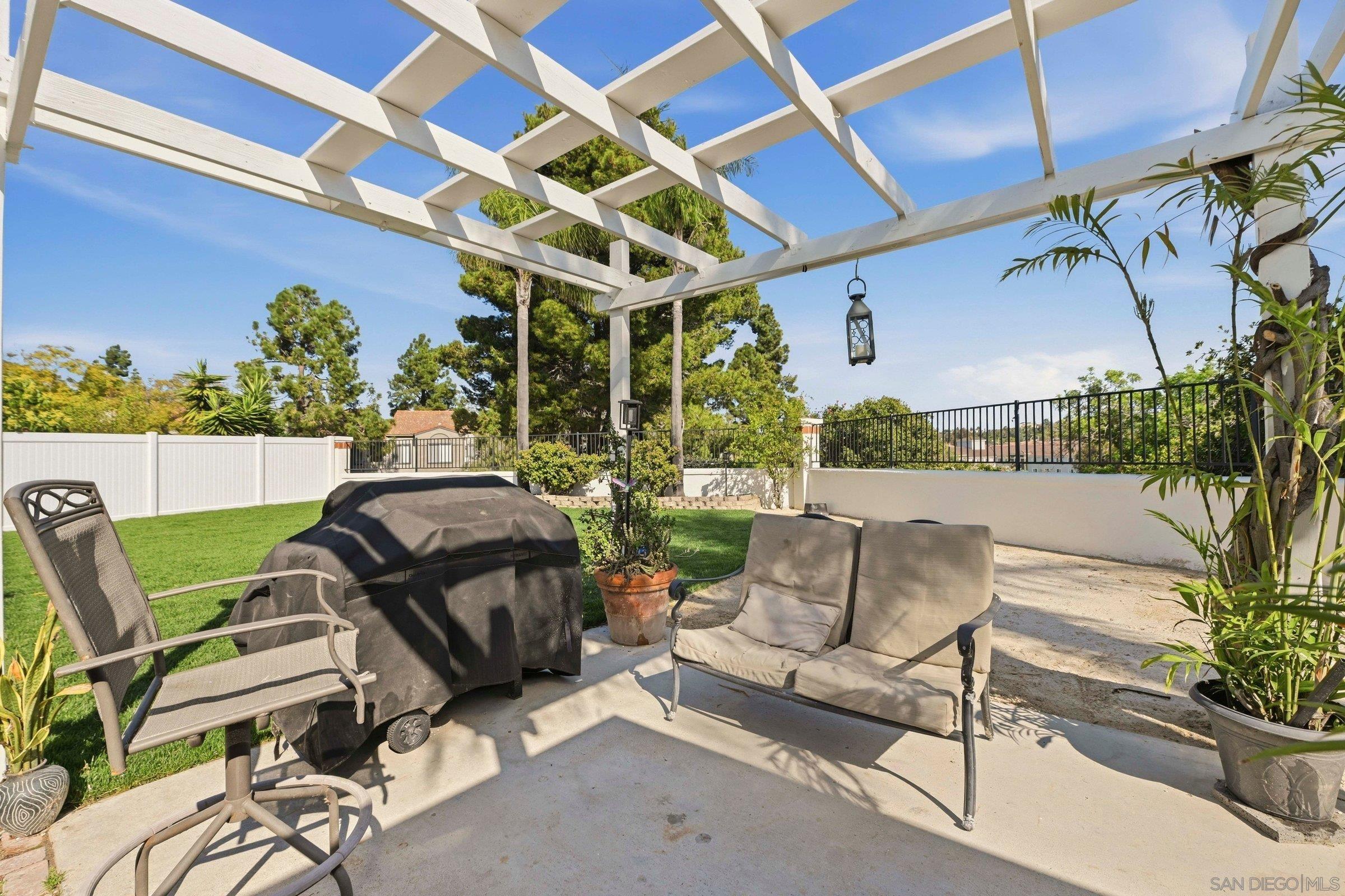 Detail Gallery Image 38 of 38 For 4290  via Clemente, Oceanside,  CA 92057 - 3 Beds | 2 Baths
