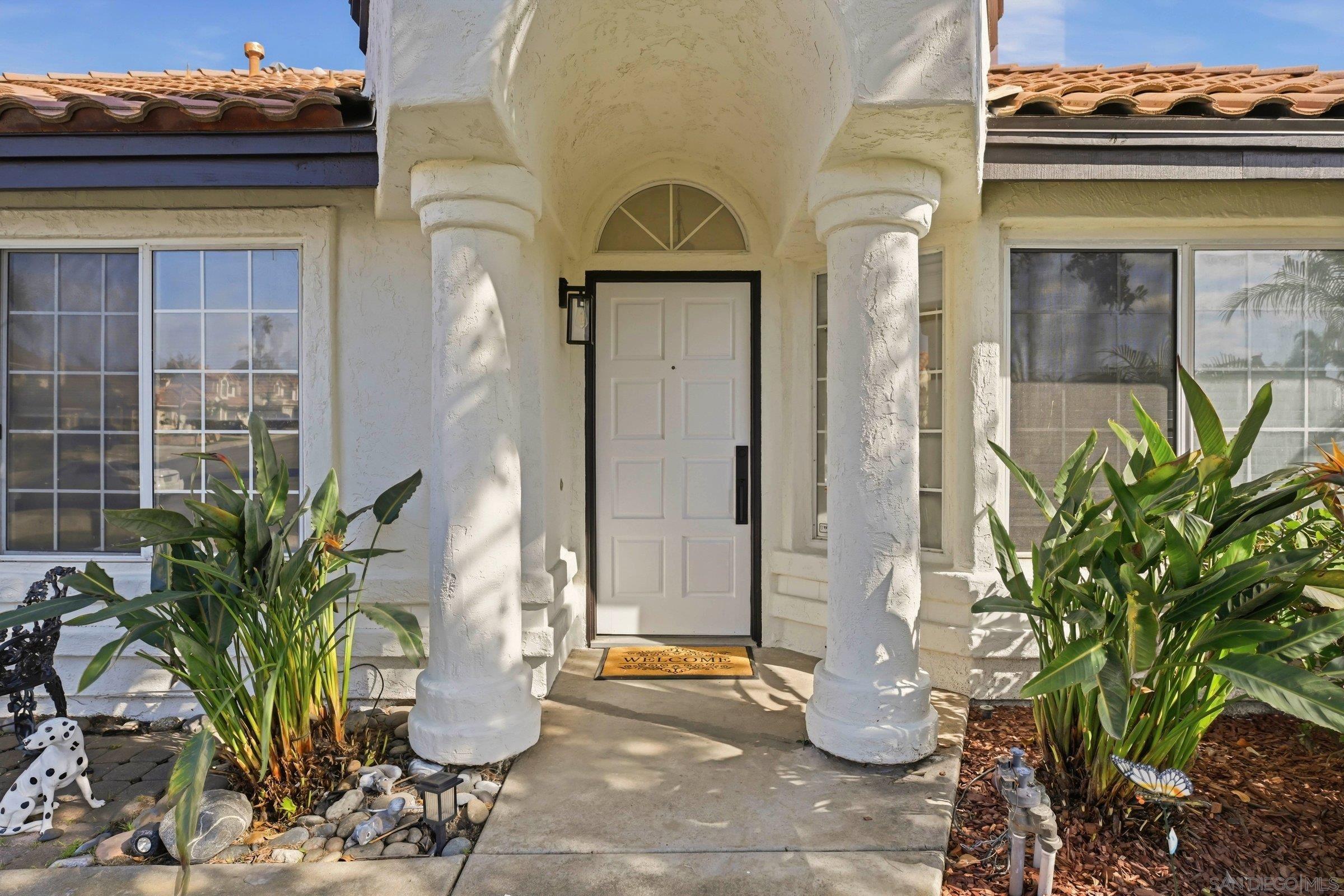 Detail Gallery Image 6 of 38 For 4290  via Clemente, Oceanside,  CA 92057 - 3 Beds | 2 Baths