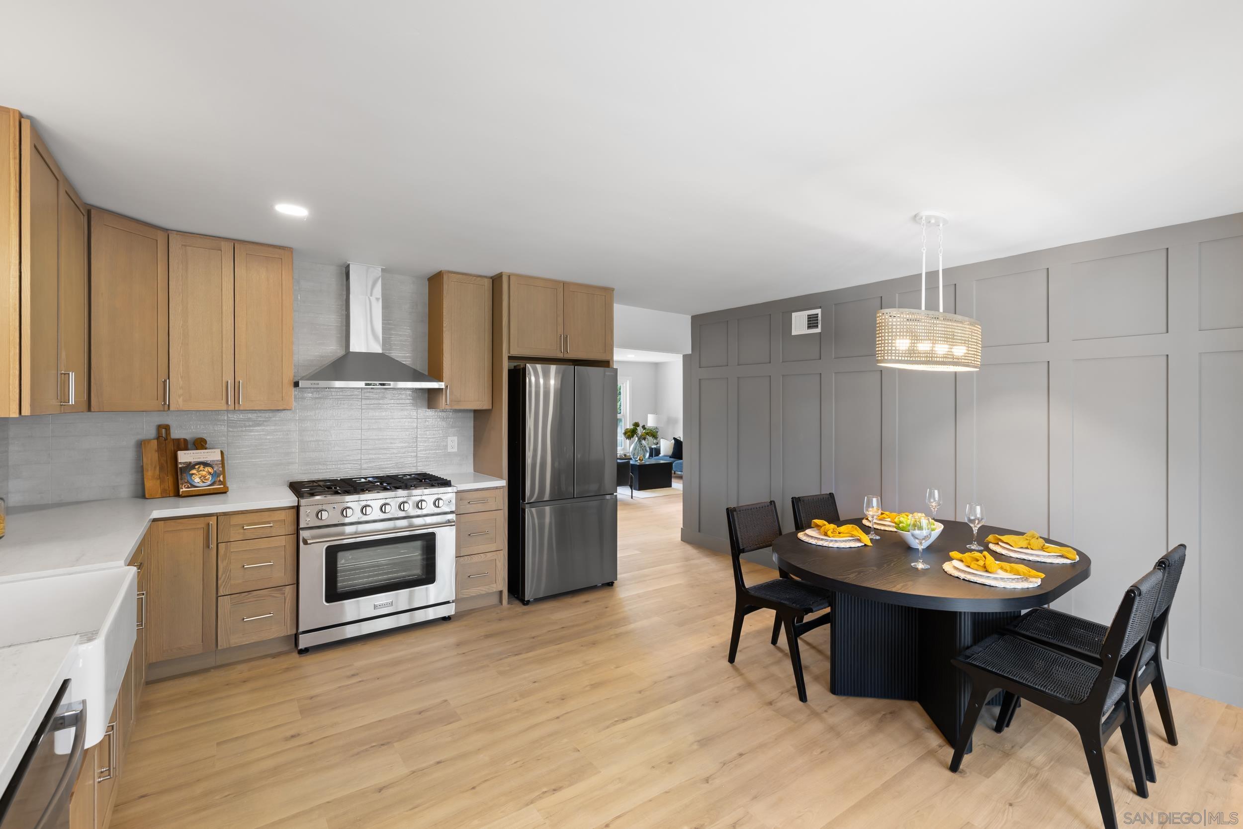 Detail Gallery Image 6 of 30 For 6850  Rosefield Dr, La Mesa,  CA 91942 - 4 Beds | 3 Baths