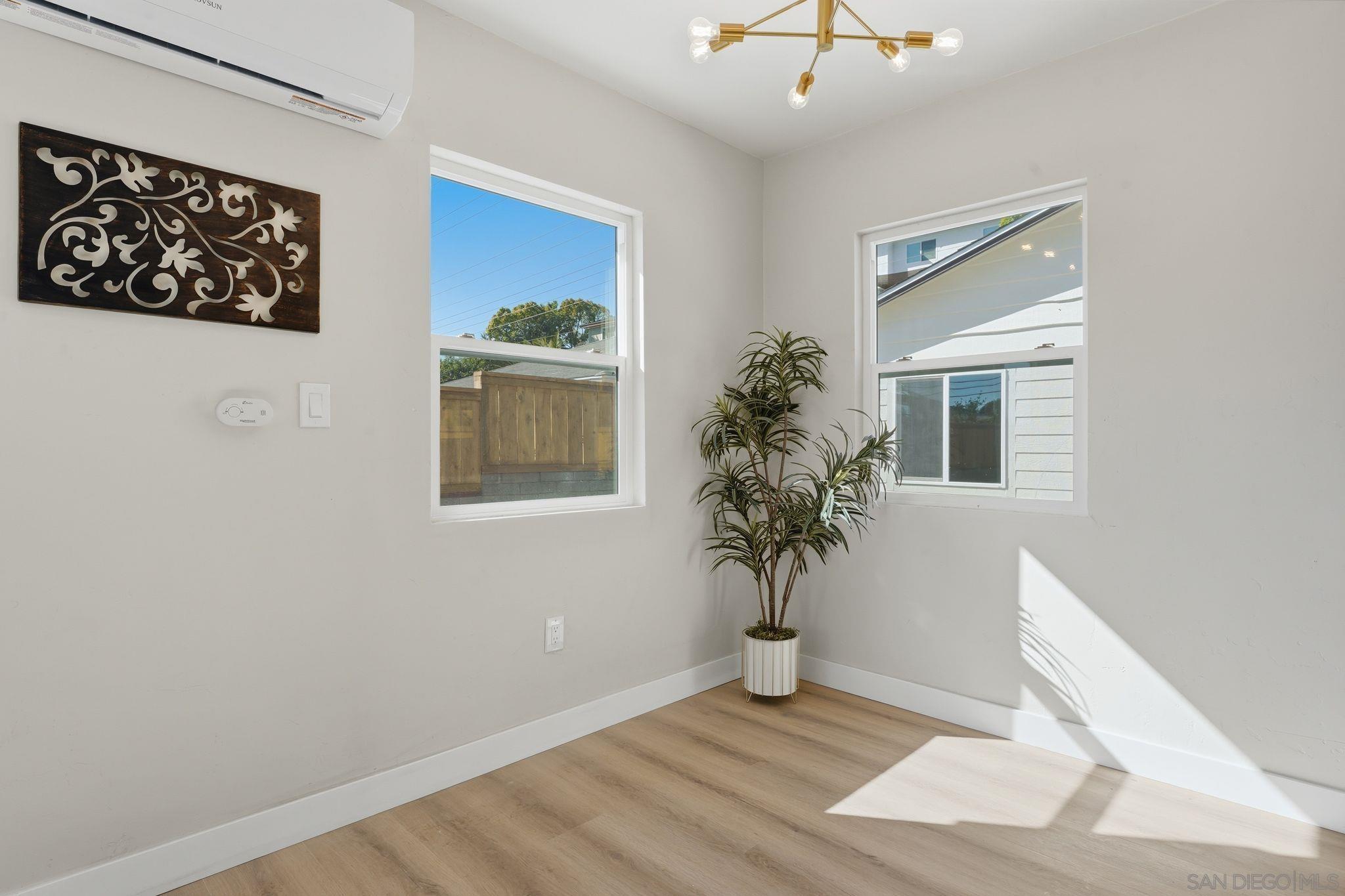 Detail Gallery Image 12 of 41 For 8758  Dallas St, La Mesa,  CA 91942 - 4 Beds | 3 Baths