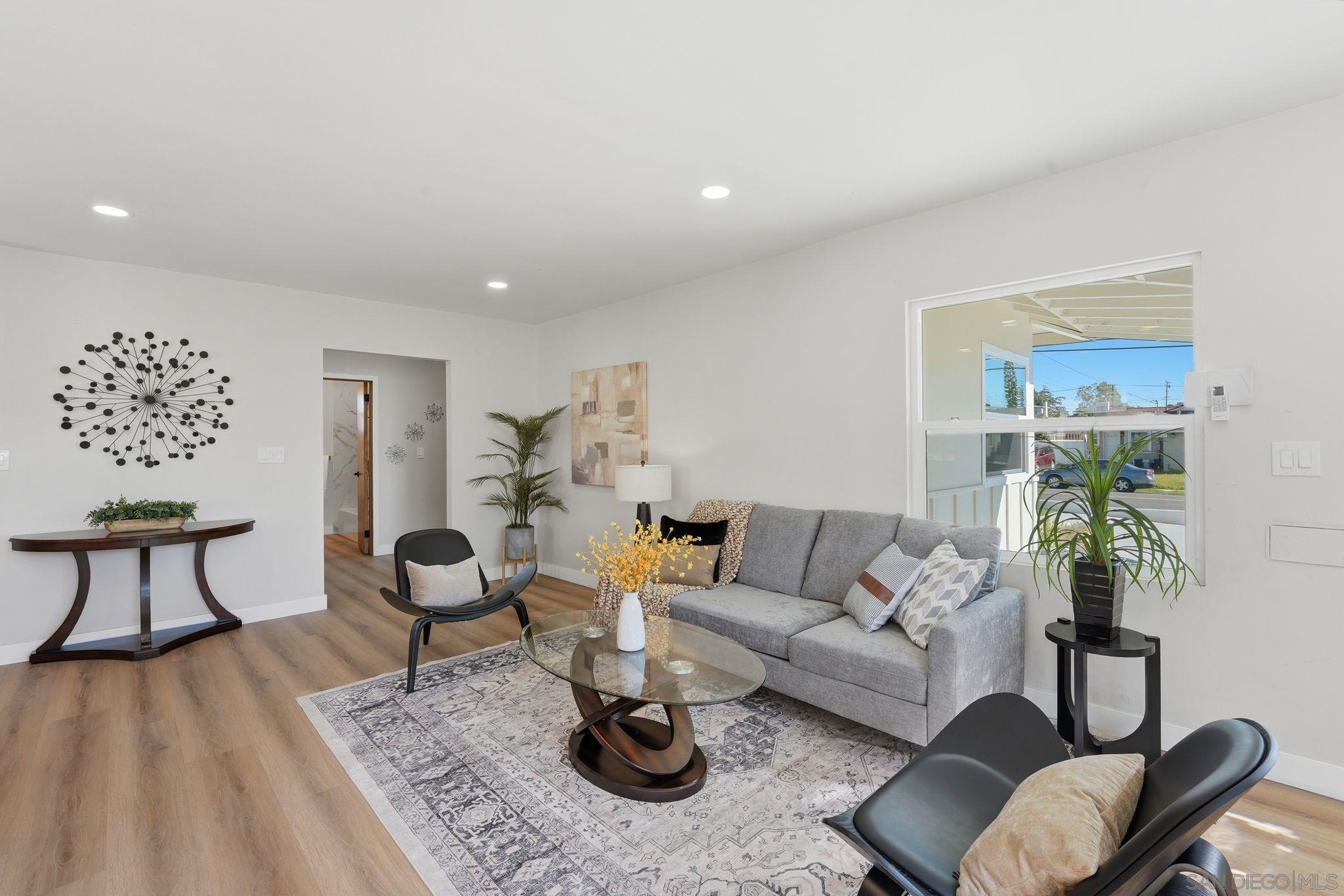 Detail Gallery Image 13 of 41 For 8758  Dallas St, La Mesa,  CA 91942 - 4 Beds | 3 Baths