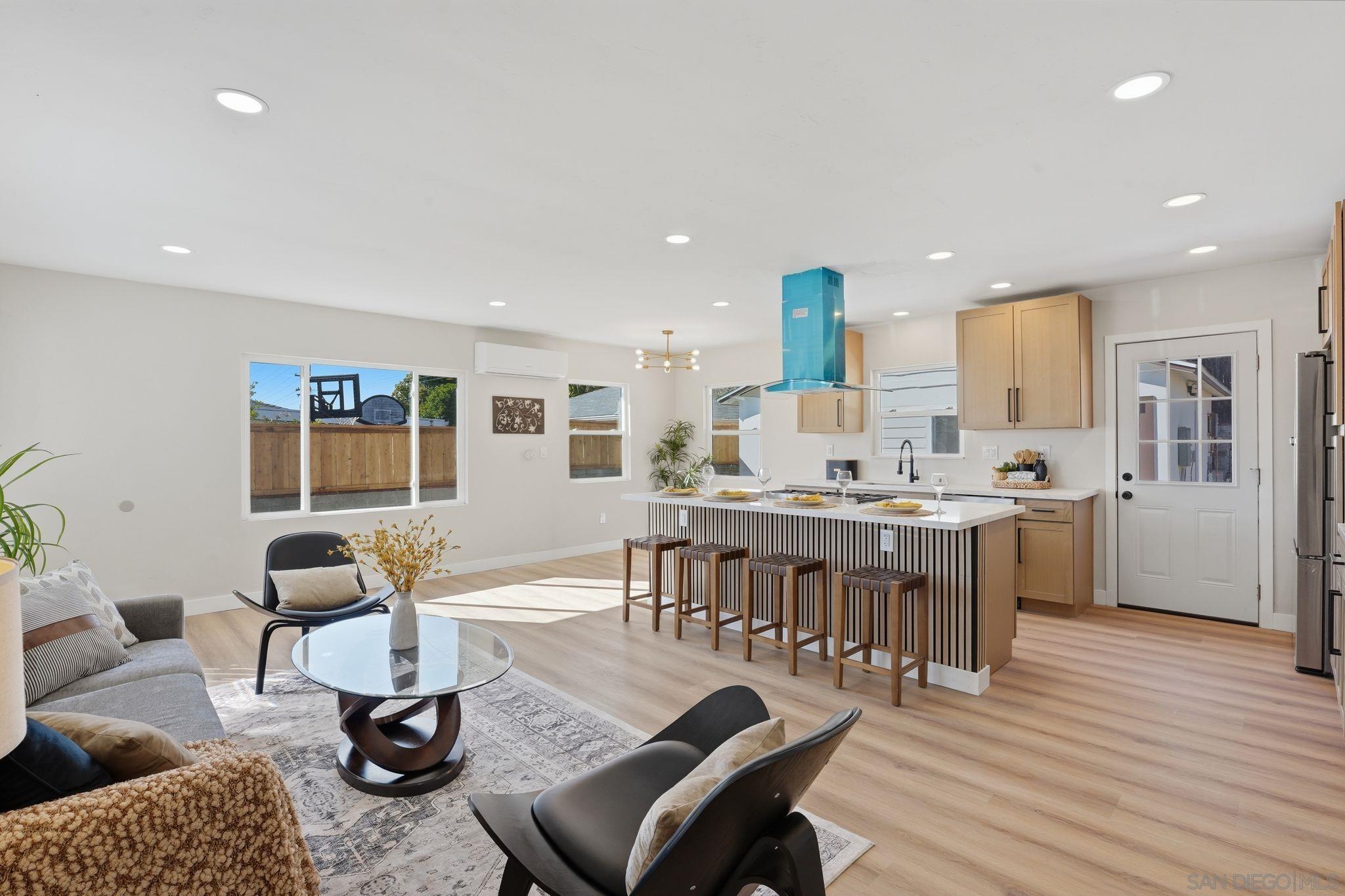 Detail Gallery Image 15 of 41 For 8758  Dallas St, La Mesa,  CA 91942 - 4 Beds | 3 Baths