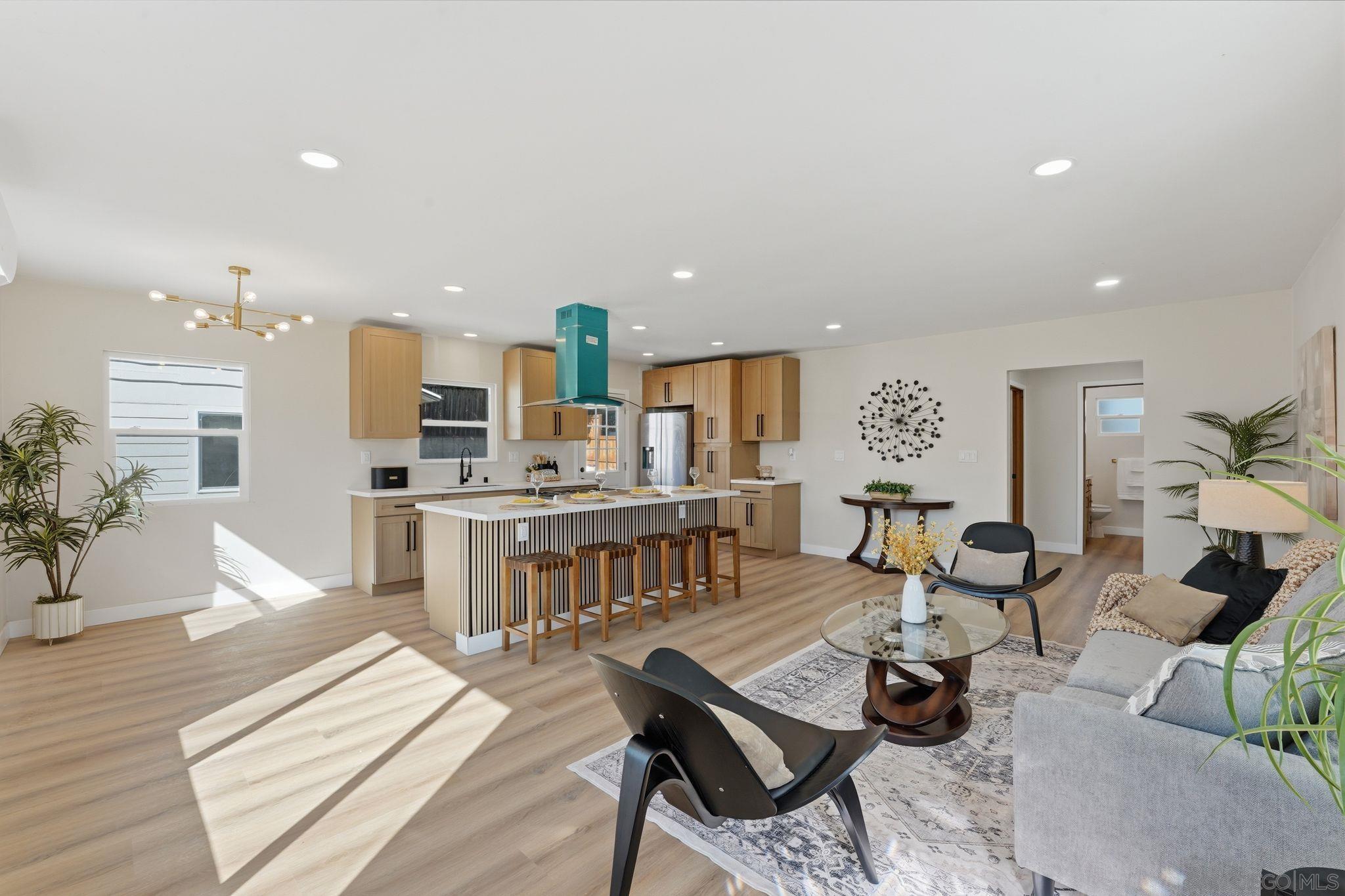 Detail Gallery Image 5 of 41 For 8758  Dallas St, La Mesa,  CA 91942 - 4 Beds | 3 Baths