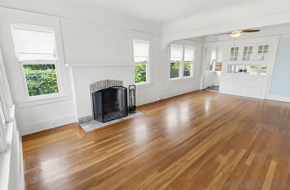 Detail Gallery Image 6 of 35 For 1081  Hayes Avenue, San Diego,  CA 92103 - 3 Beds | 1 Baths