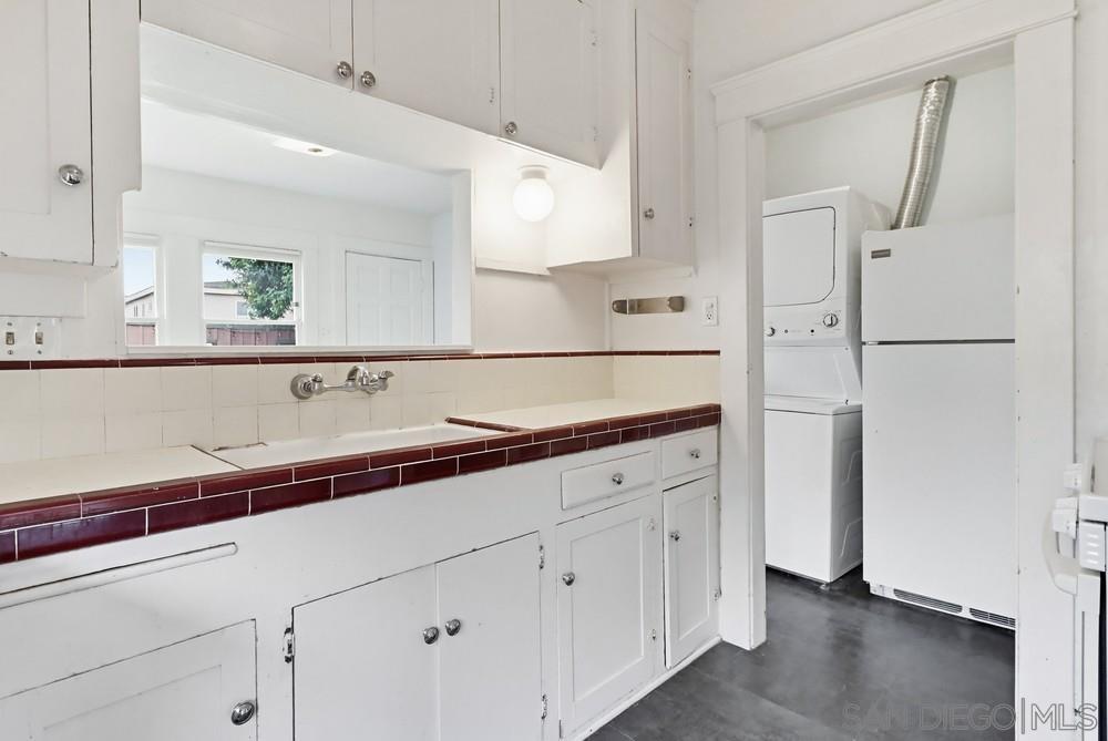 Detail Gallery Image 10 of 35 For 1081  Hayes Avenue, San Diego,  CA 92103 - 3 Beds | 1 Baths