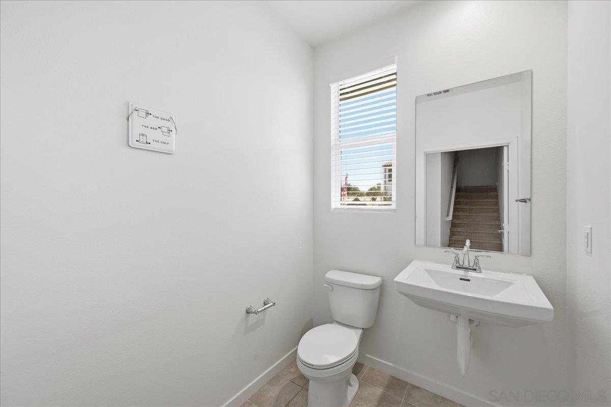 Detail Gallery Image 19 of 42 For 39319  Corvina, Temecula,  CA 92591 - 4 Beds | 2/1 Baths