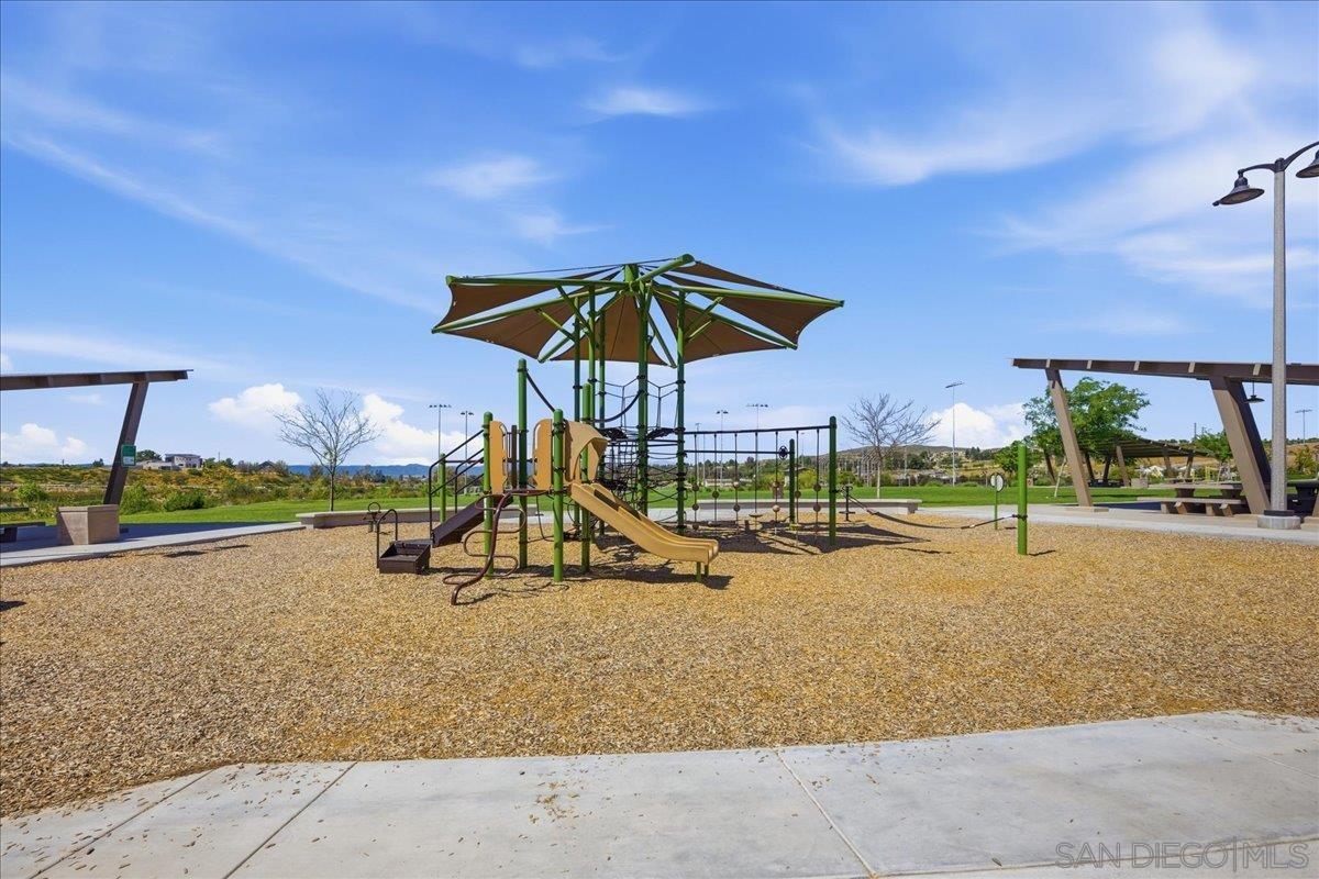 Detail Gallery Image 38 of 42 For 39319  Corvina, Temecula,  CA 92591 - 4 Beds | 2/1 Baths