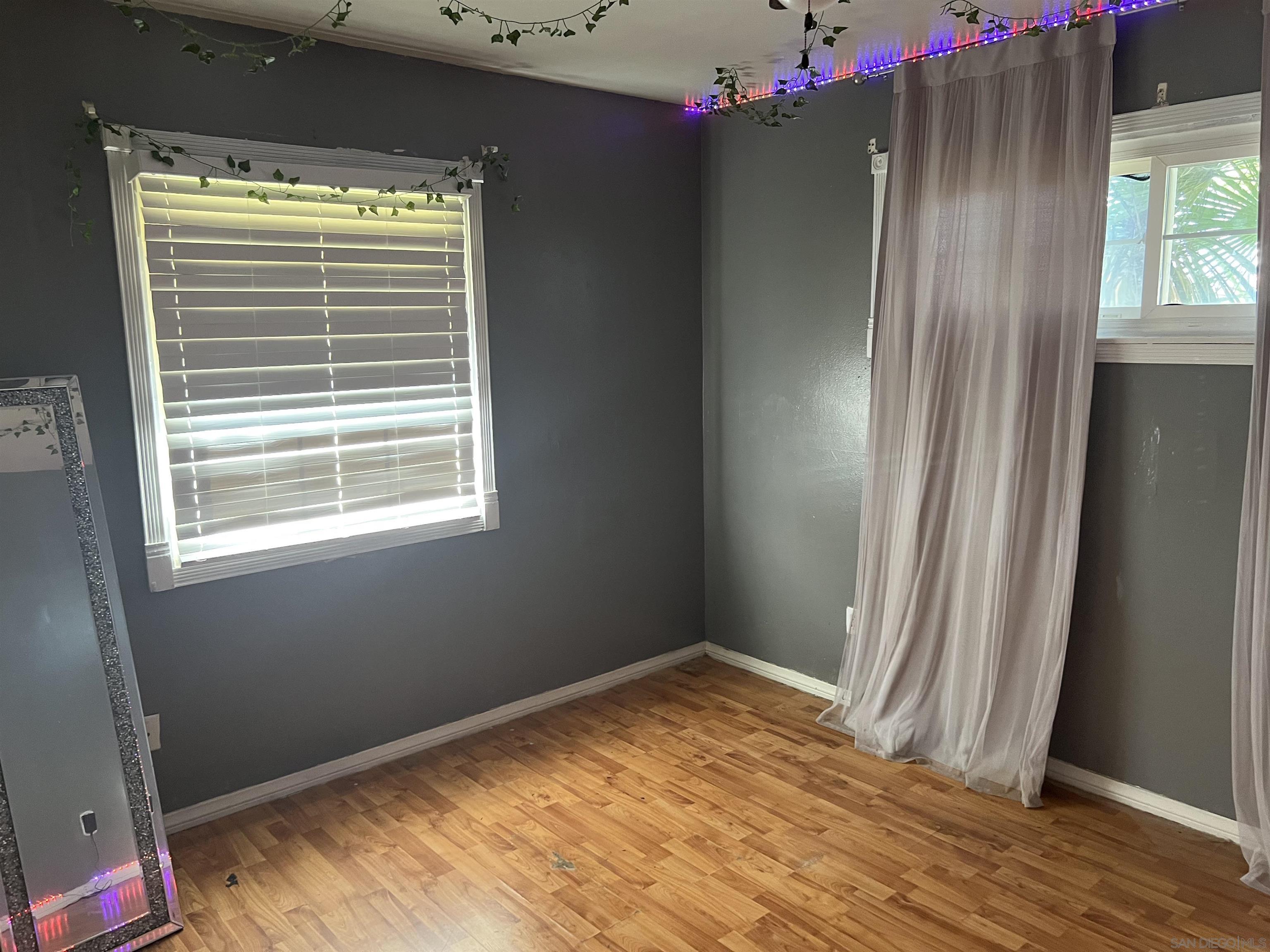 Detail Gallery Image 5 of 12 For 667  Alderson, El Cajon,  CA 92019 - 6 Beds | 2 Baths