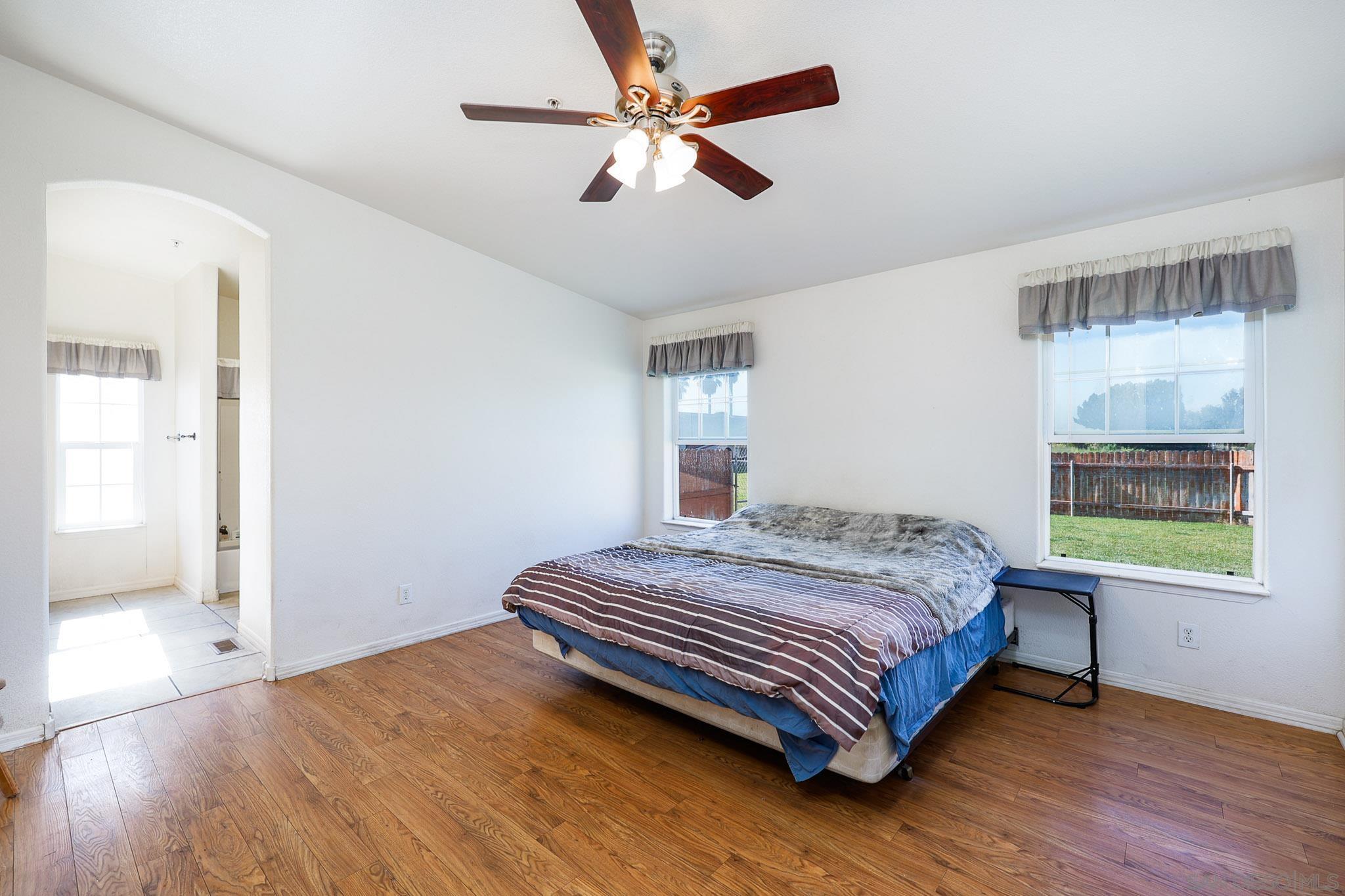 Detail Gallery Image 19 of 42 For 273  Stallion Dr, Oceanside,  CA 92057 - 3 Beds | 2 Baths