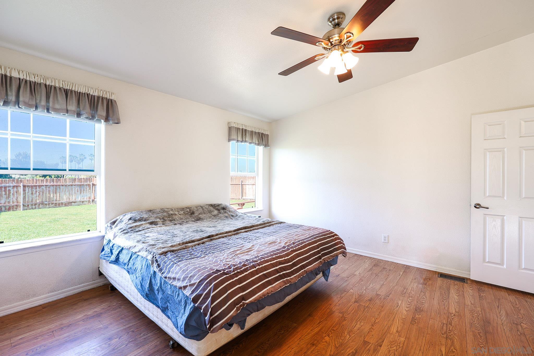 Detail Gallery Image 24 of 42 For 273  Stallion Dr, Oceanside,  CA 92057 - 3 Beds | 2 Baths