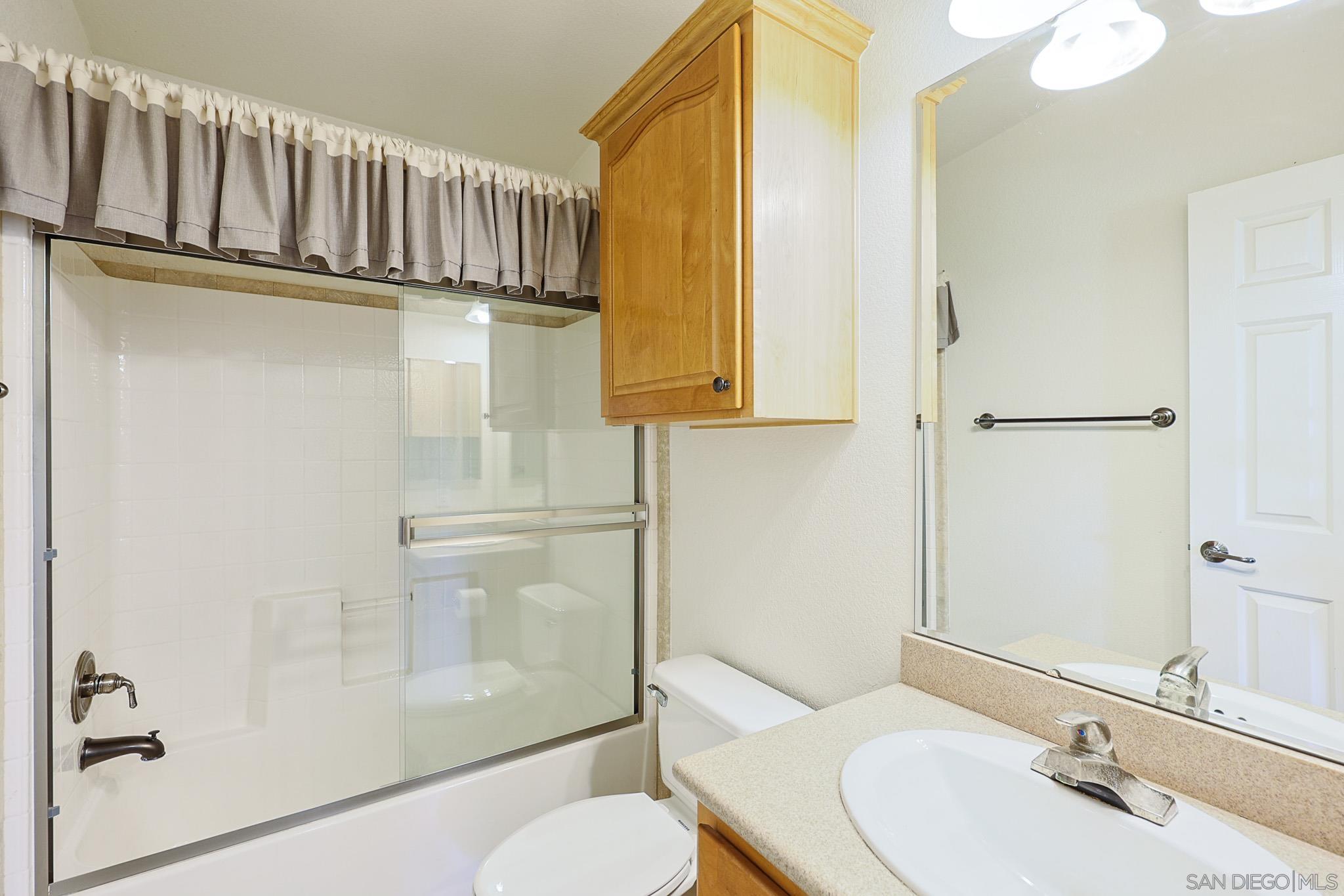 Detail Gallery Image 26 of 42 For 273  Stallion Dr, Oceanside,  CA 92057 - 3 Beds | 2 Baths