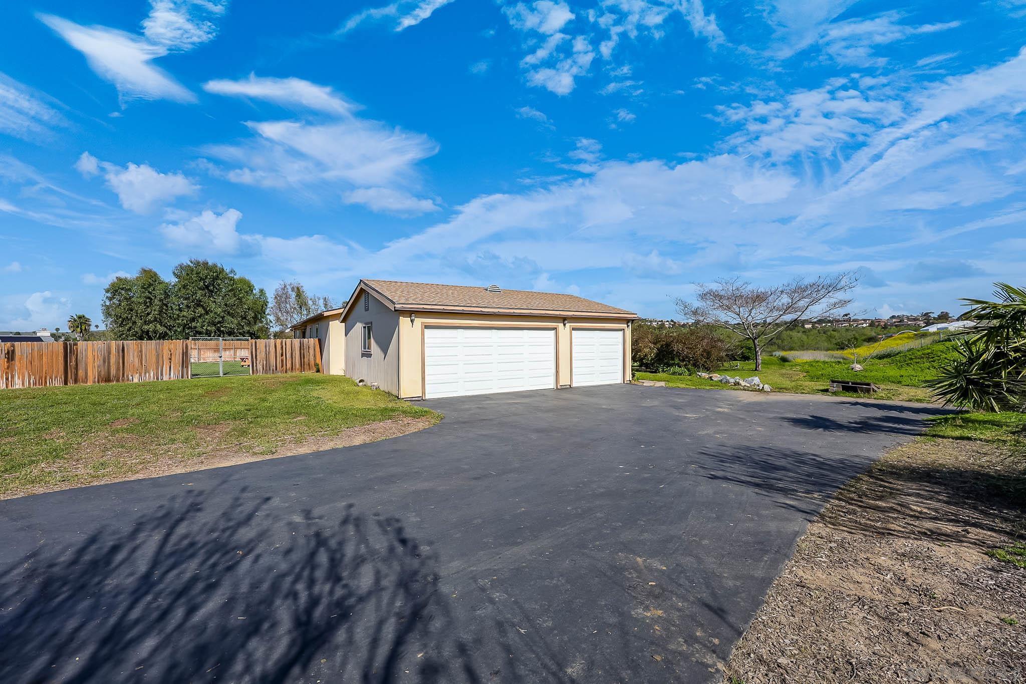 Detail Gallery Image 32 of 42 For 273  Stallion Dr, Oceanside,  CA 92057 - 3 Beds | 2 Baths