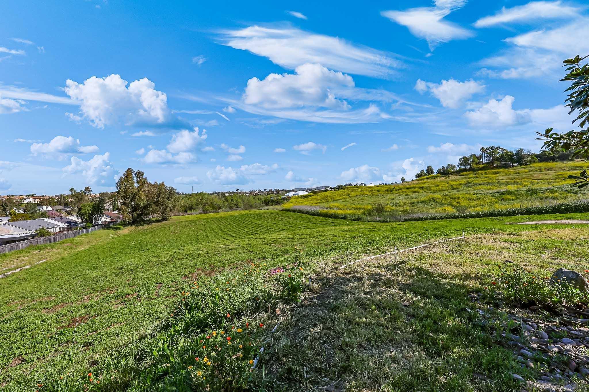Detail Gallery Image 35 of 42 For 273  Stallion Dr, Oceanside,  CA 92057 - 3 Beds | 2 Baths
