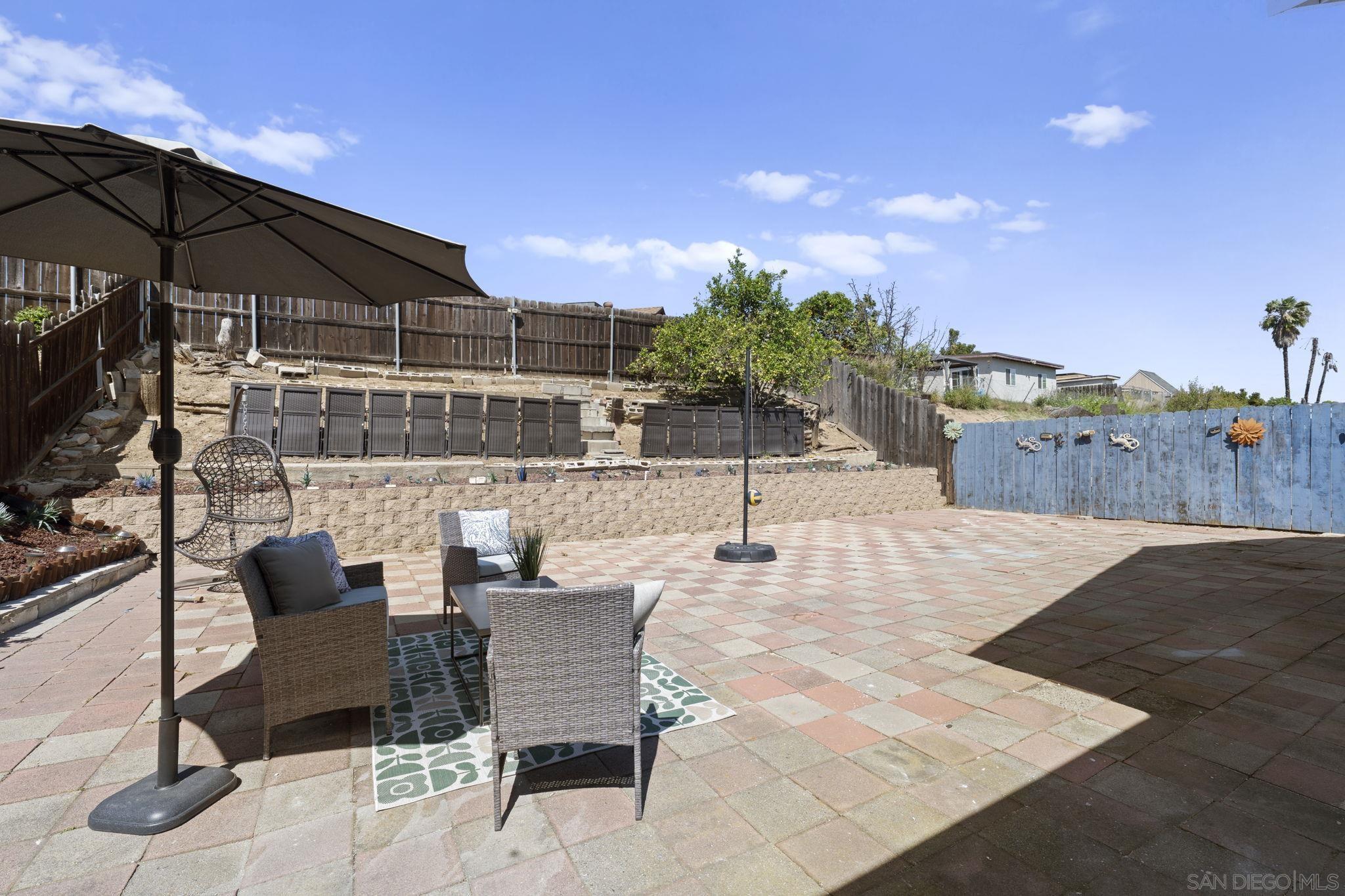 Detail Gallery Image 15 of 21 For 8432  Parkbrook St, San Diego,  CA 92114 - 4 Beds | 2 Baths