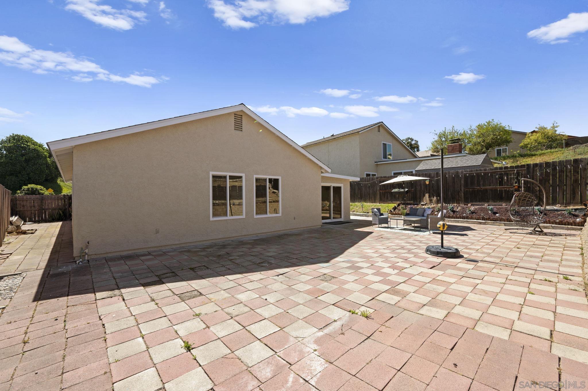 Detail Gallery Image 27 of 36 For 8432  Parkbrook St, San Diego,  CA 92114 - 4 Beds | 2 Baths