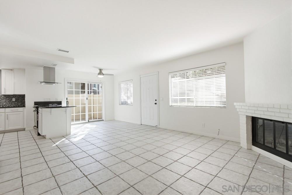 Detail Gallery Image 13 of 47 For 10180  Palm Glen Dr., Santee,  CA 92071 - 3 Beds | 2/1 Baths