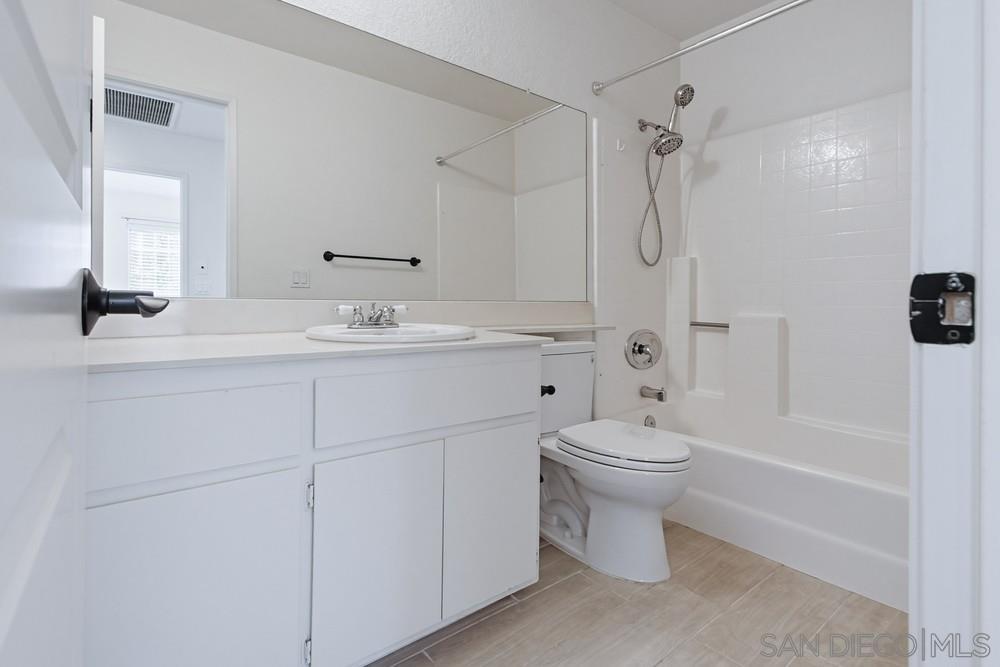 Detail Gallery Image 19 of 47 For 10180  Palm Glen Dr., Santee,  CA 92071 - 3 Beds | 2/1 Baths