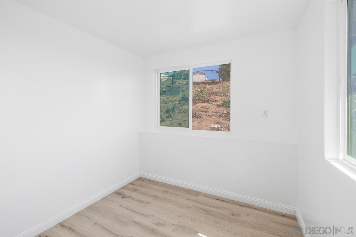 Detail Gallery Image 47 of 61 For 2155  Vista Valley Rim Pl, El Cajon,  CA 92019 - 4 Beds | 4 Baths