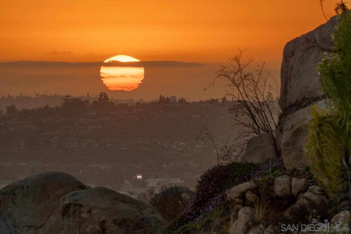 Detail Gallery Image 53 of 61 For 2155  Vista Valley Rim Pl, El Cajon,  CA 92019 - 4 Beds | 4 Baths