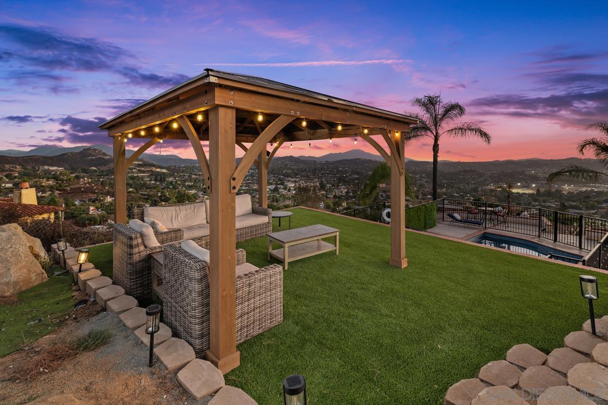 Detail Gallery Image 54 of 61 For 2155  Vista Valley Rim Pl, El Cajon,  CA 92019 - 4 Beds | 4 Baths