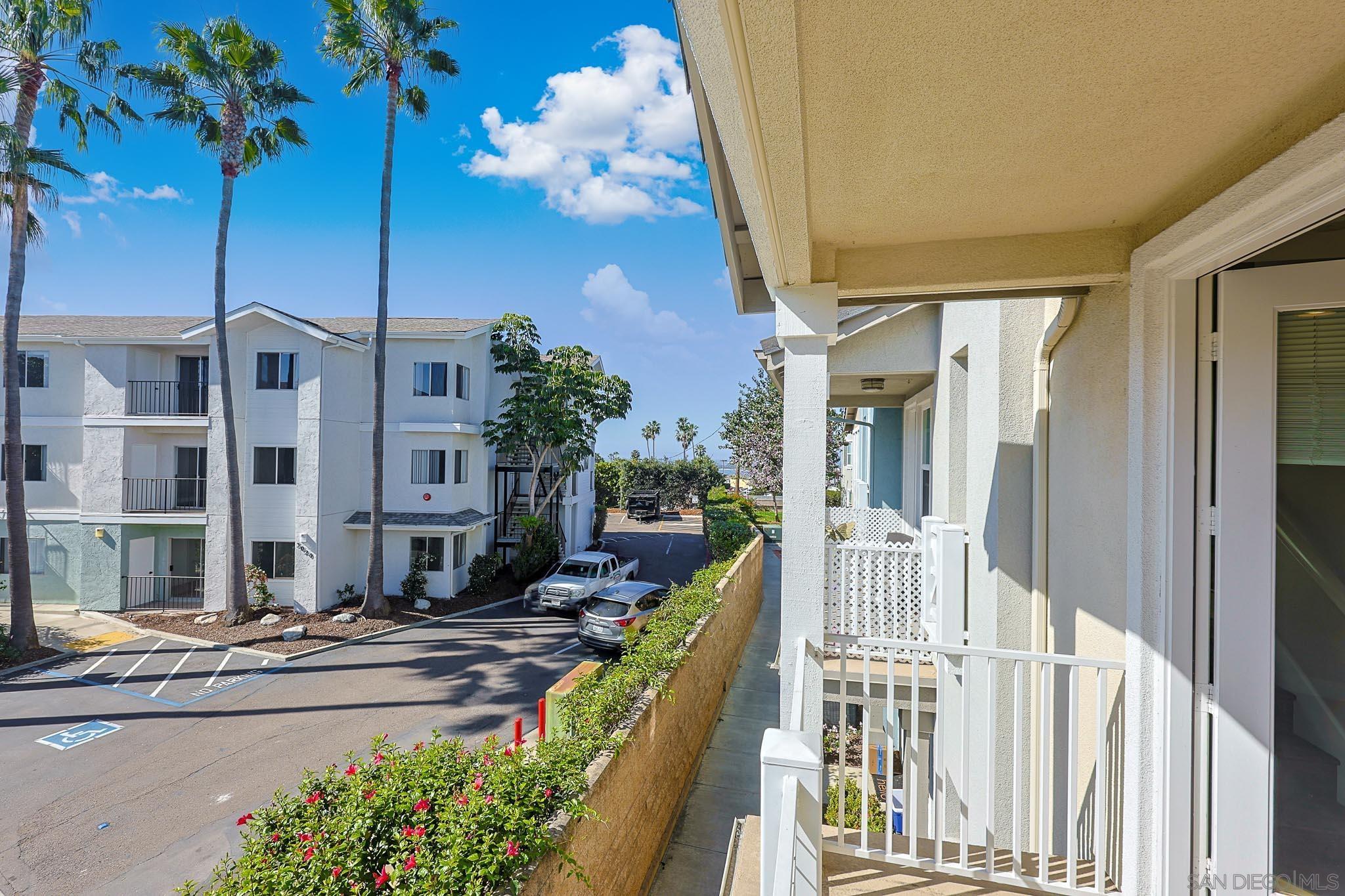 Detail Gallery Image 24 of 36 For 5055  Coral Sand Ter, San Diego,  CA 92117 - 3 Beds | 3/1 Baths