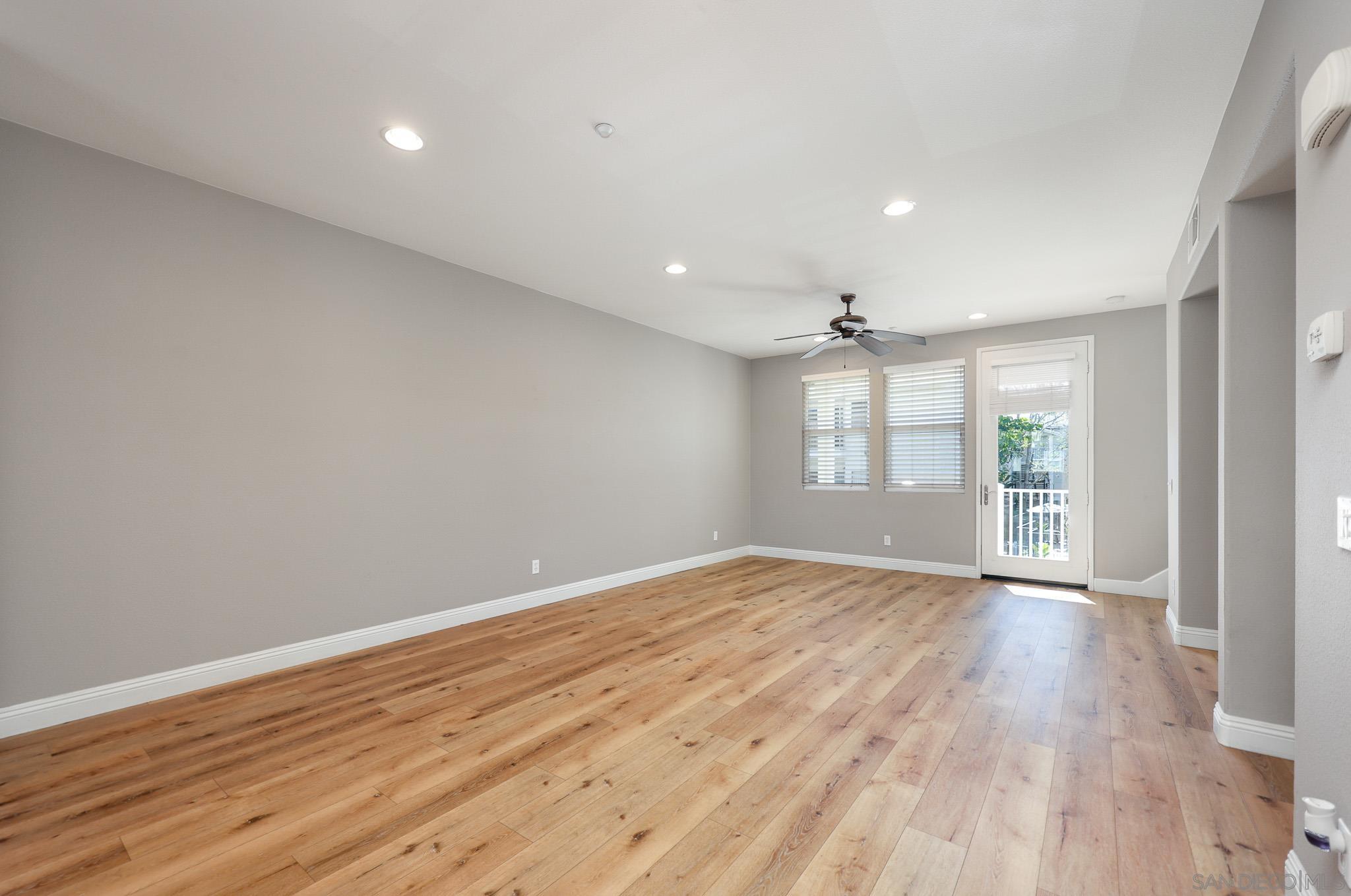 Detail Gallery Image 4 of 36 For 5055  Coral Sand Ter, San Diego,  CA 92117 - 3 Beds | 3/1 Baths