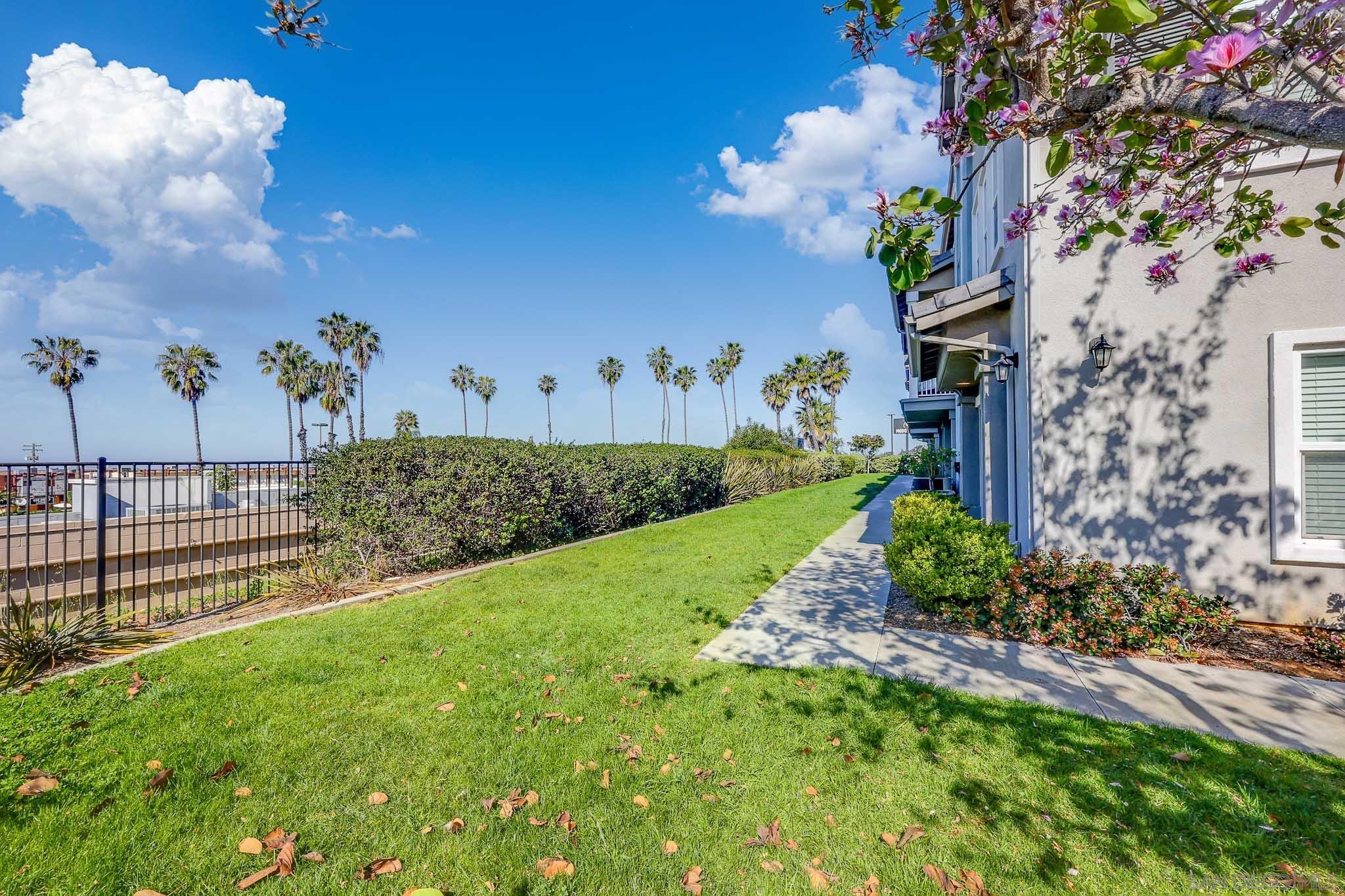 Detail Gallery Image 33 of 36 For 5055  Coral Sand Ter, San Diego,  CA 92117 - 3 Beds | 3/1 Baths