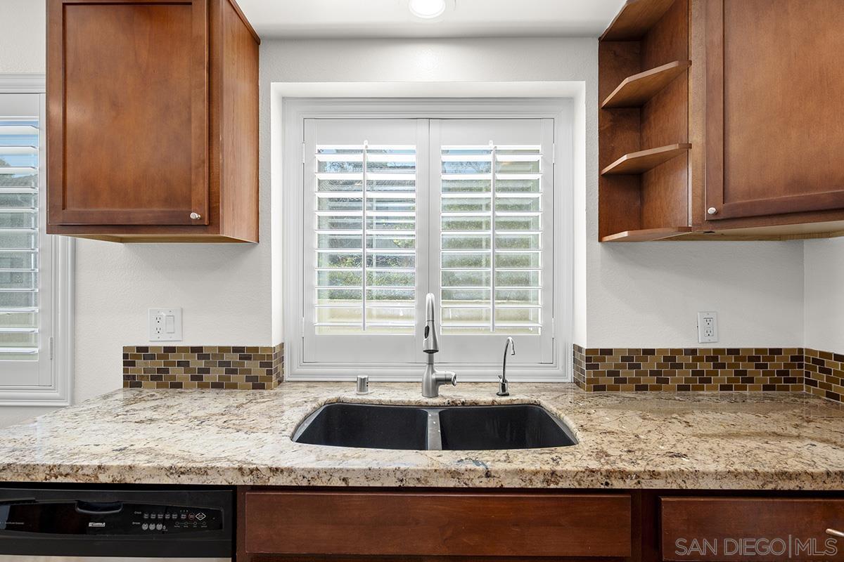 Detail Gallery Image 11 of 40 For 1465  Summit Drive, Chula Vista,  CA 91910 - 2 Beds | 2/1 Baths
