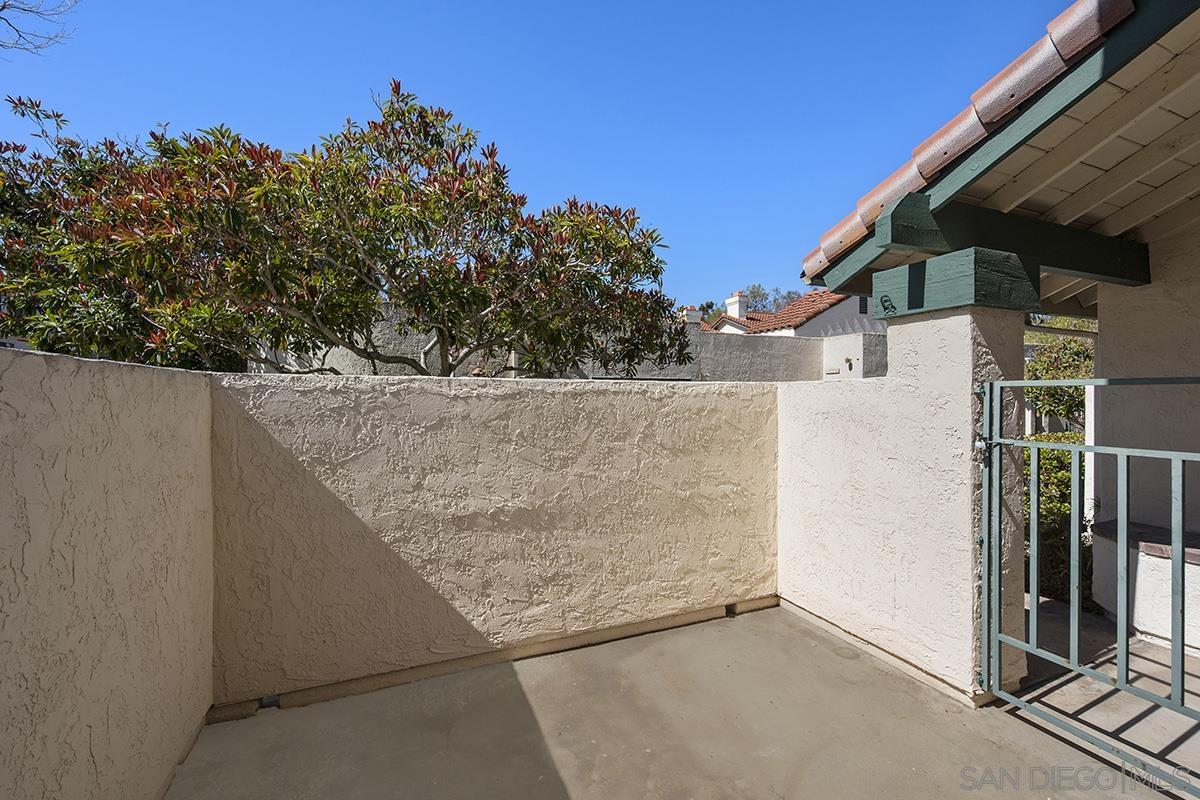 Detail Gallery Image 5 of 40 For 1465  Summit Drive, Chula Vista,  CA 91910 - 2 Beds | 2/1 Baths