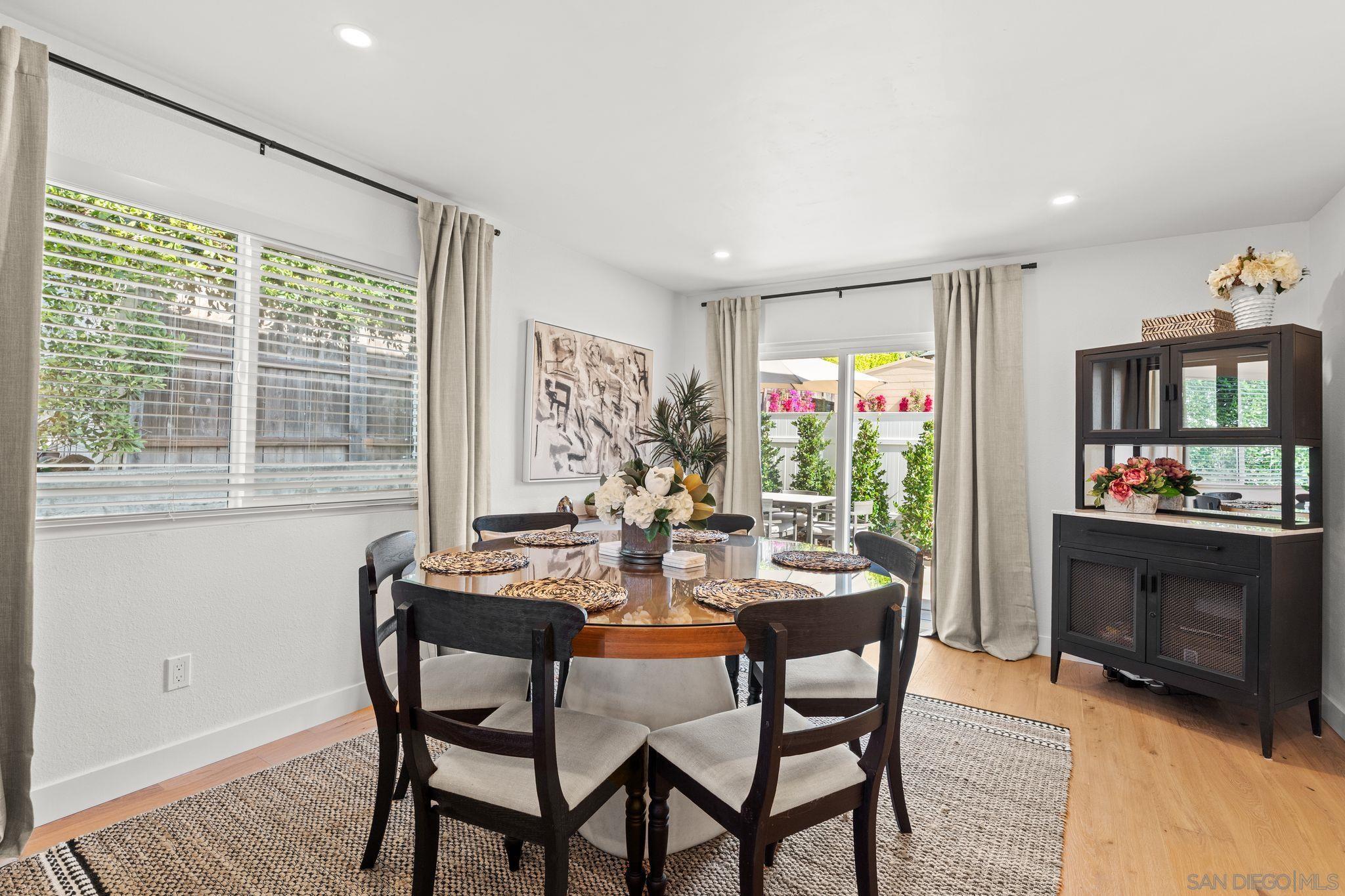 Detail Gallery Image 14 of 38 For 1221  Virginia Way, La Jolla,  CA 92037 - 4 Beds | 2 Baths